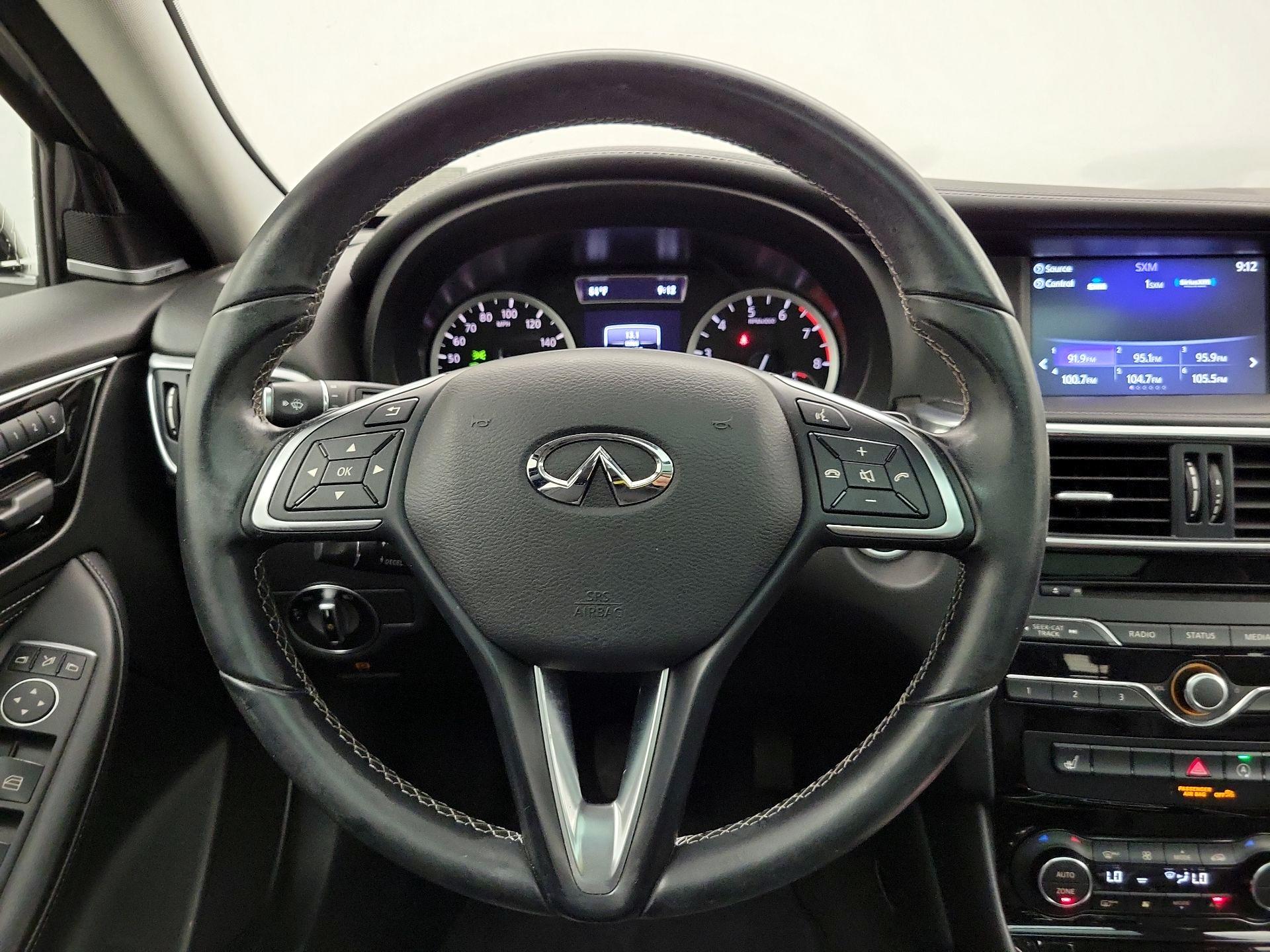 Thumbnail: 2018 INFINITI QX30 - 10