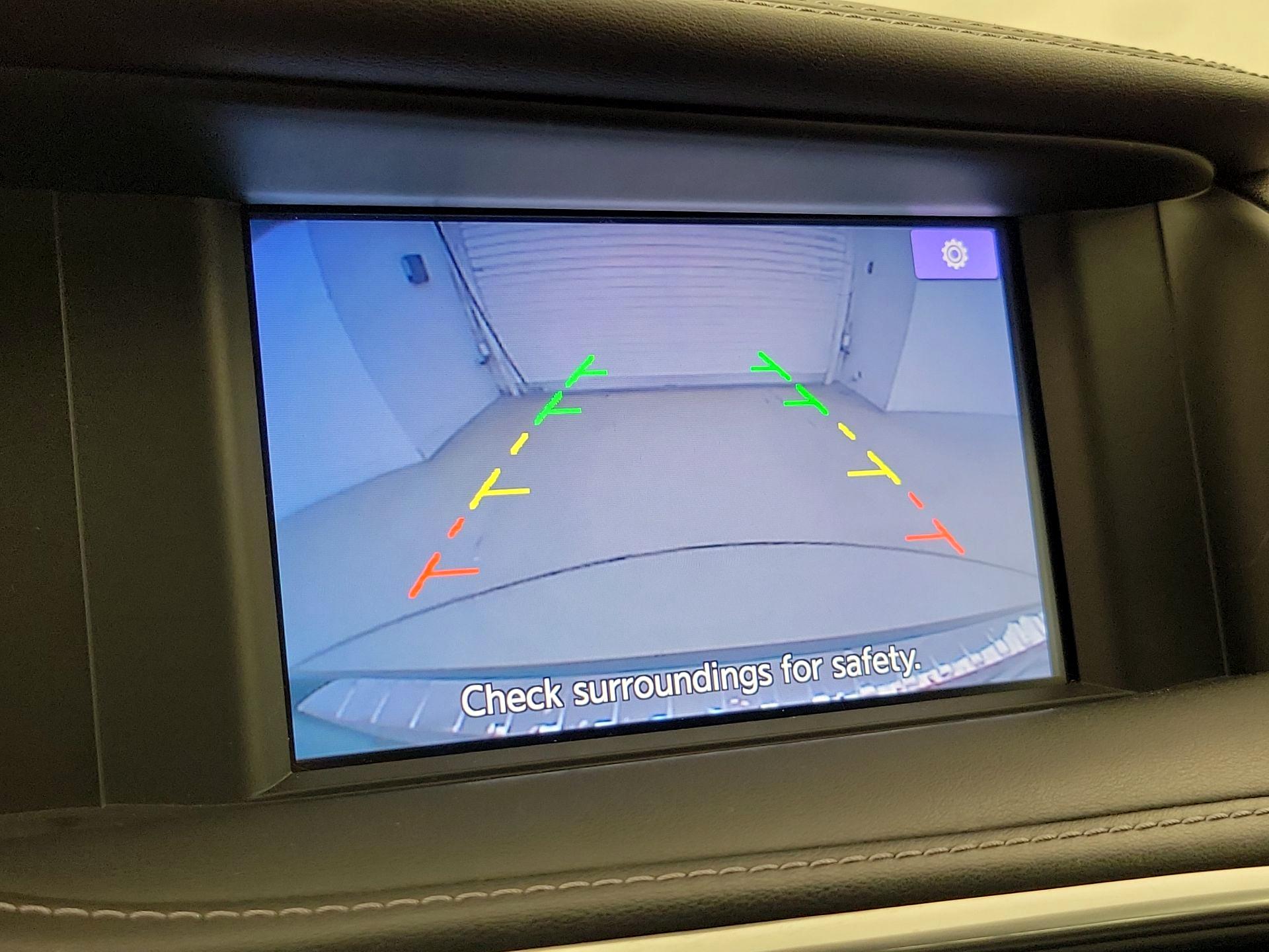 Thumbnail: 2018 INFINITI QX30 - 14