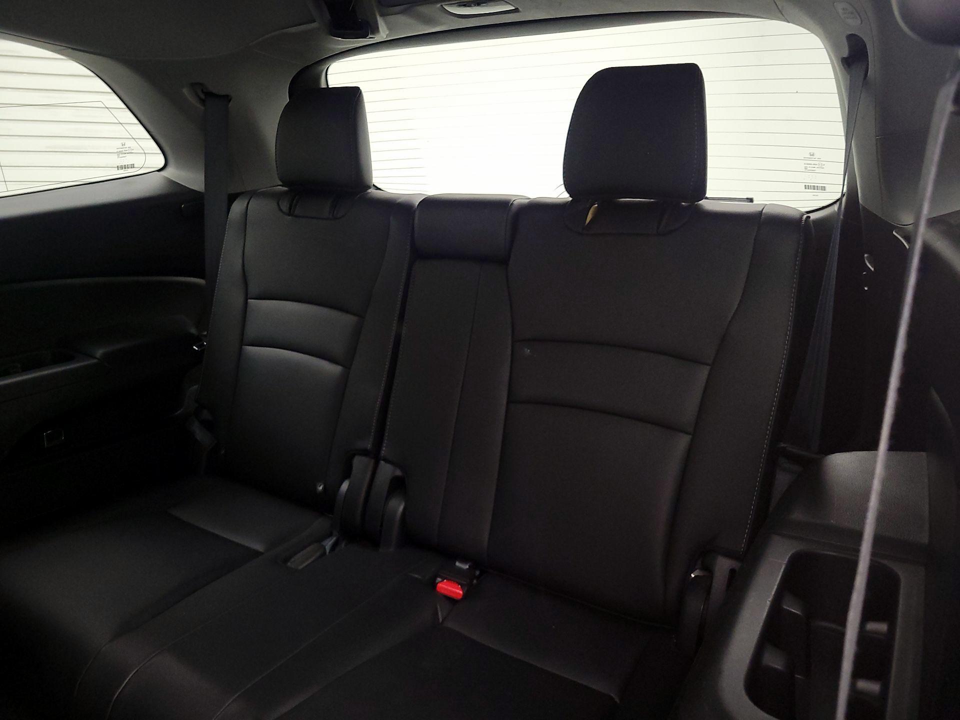 Thumbnail: 2017 Honda Pilot - 20