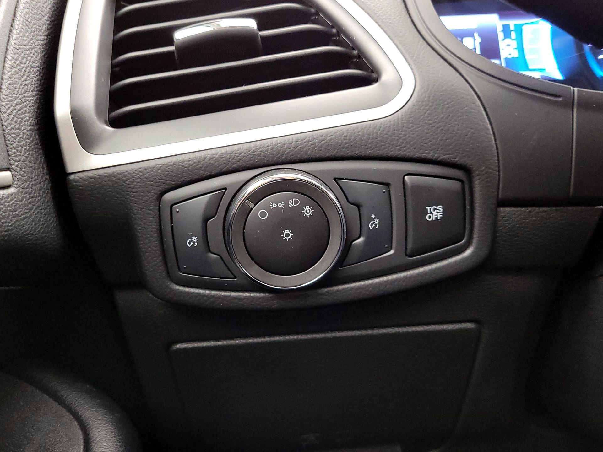 Thumbnail: 2023 Ford Edge - 13