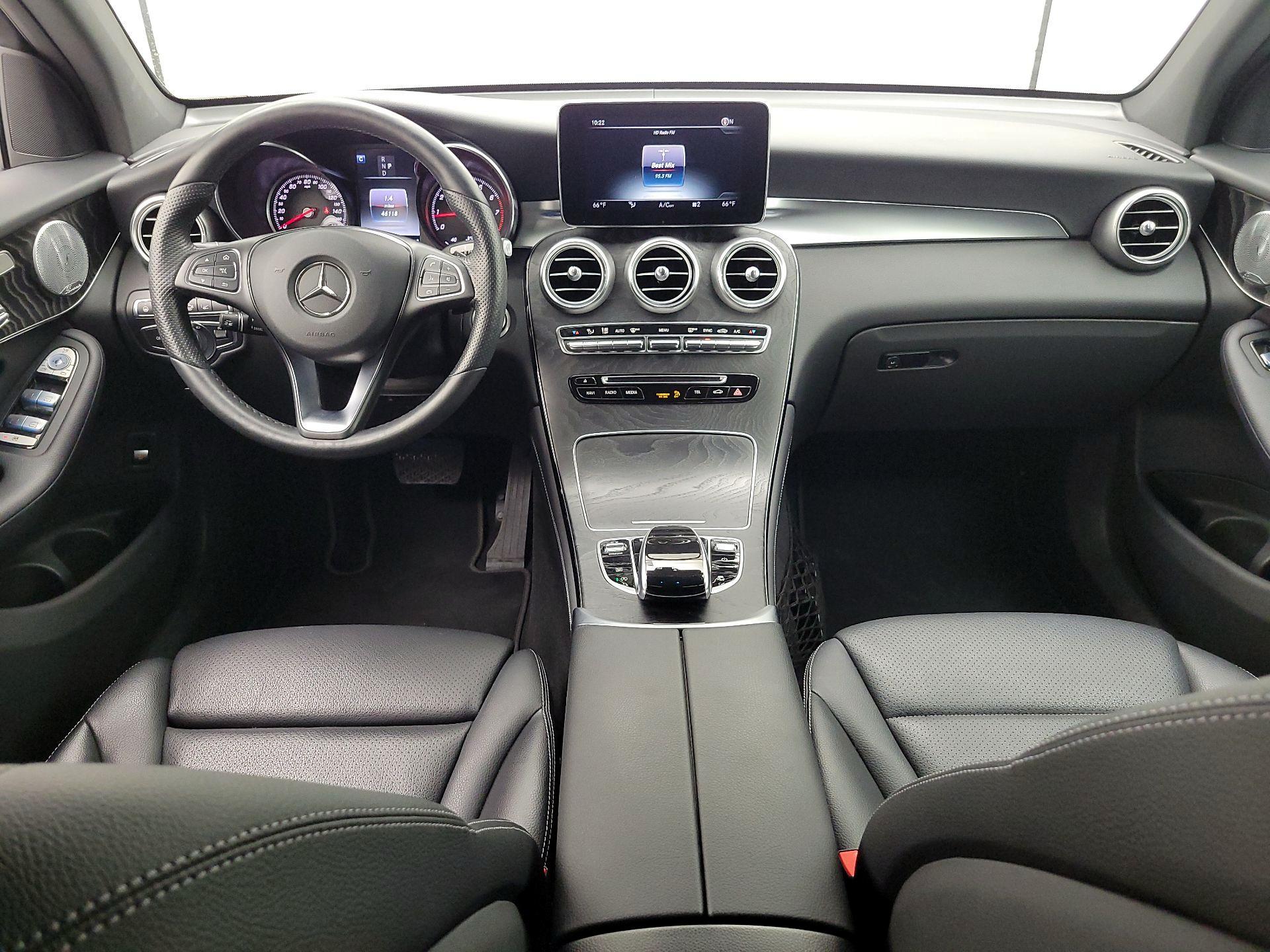 Thumbnail: 2017 Mercedes-Benz GLC - 9