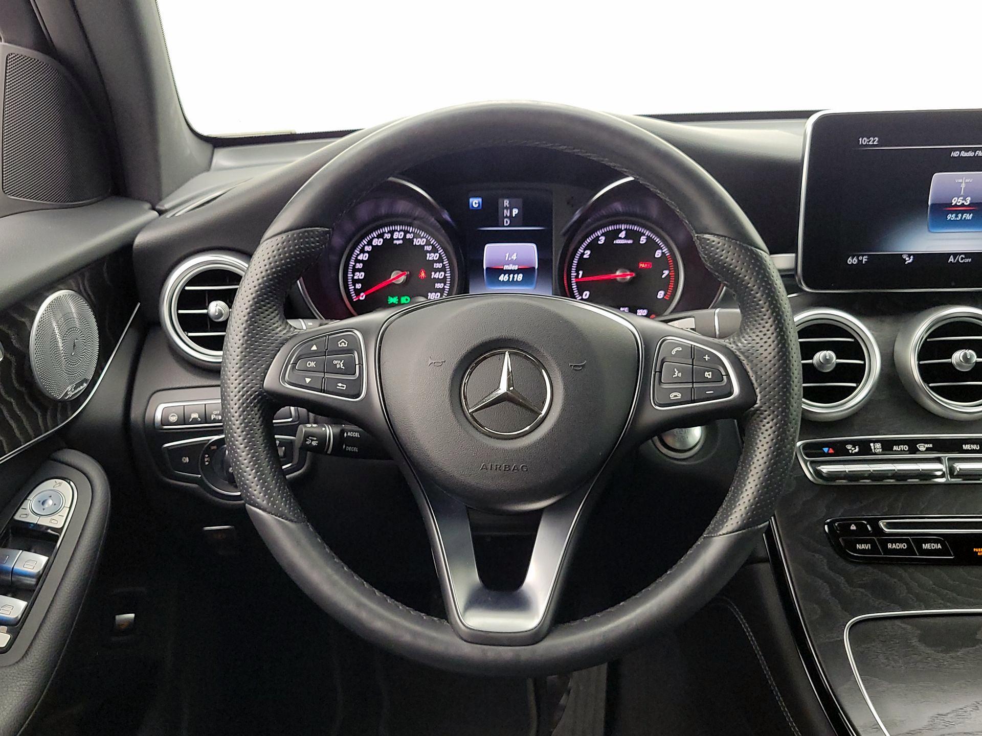 Thumbnail: 2017 Mercedes-Benz GLC - 10