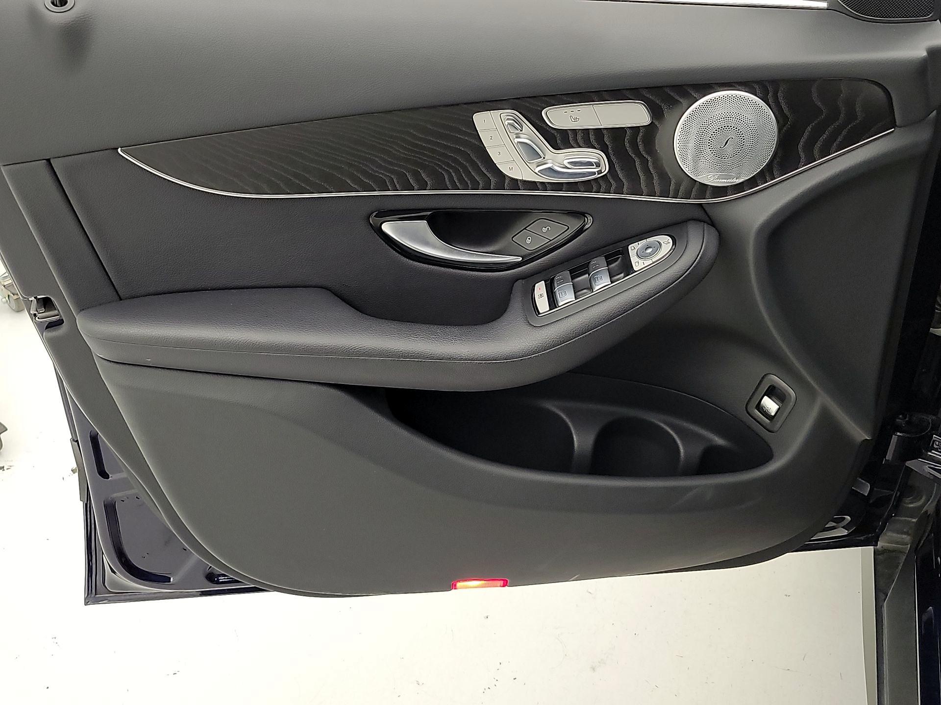 Thumbnail: 2017 Mercedes-Benz GLC - 12