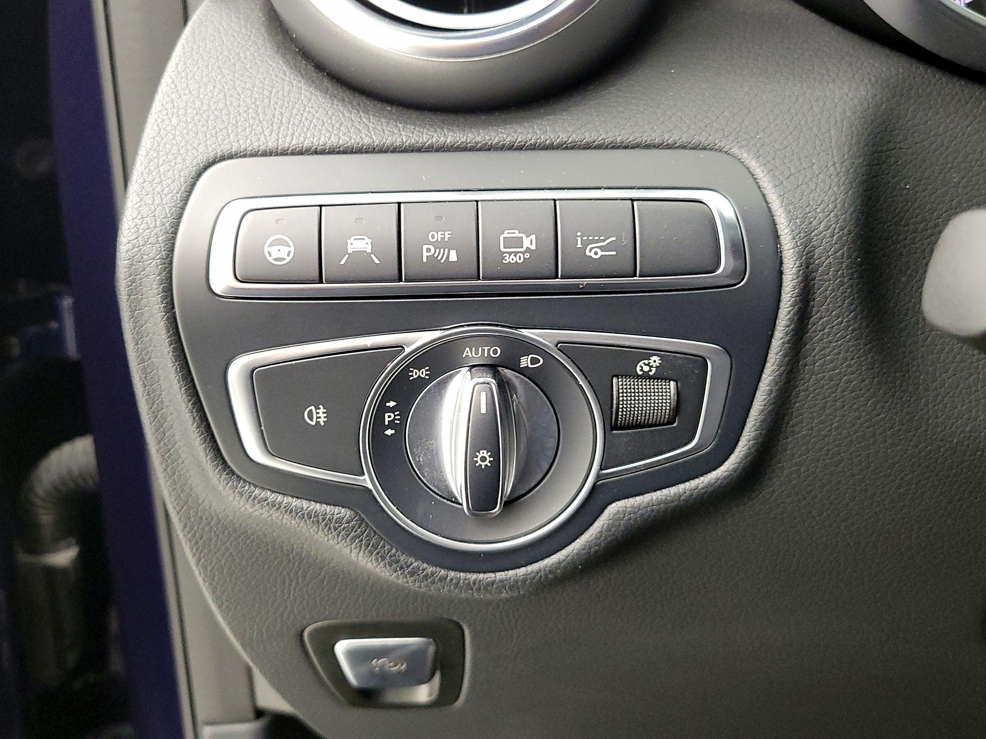 Thumbnail: 2017 Mercedes-Benz GLC - 13