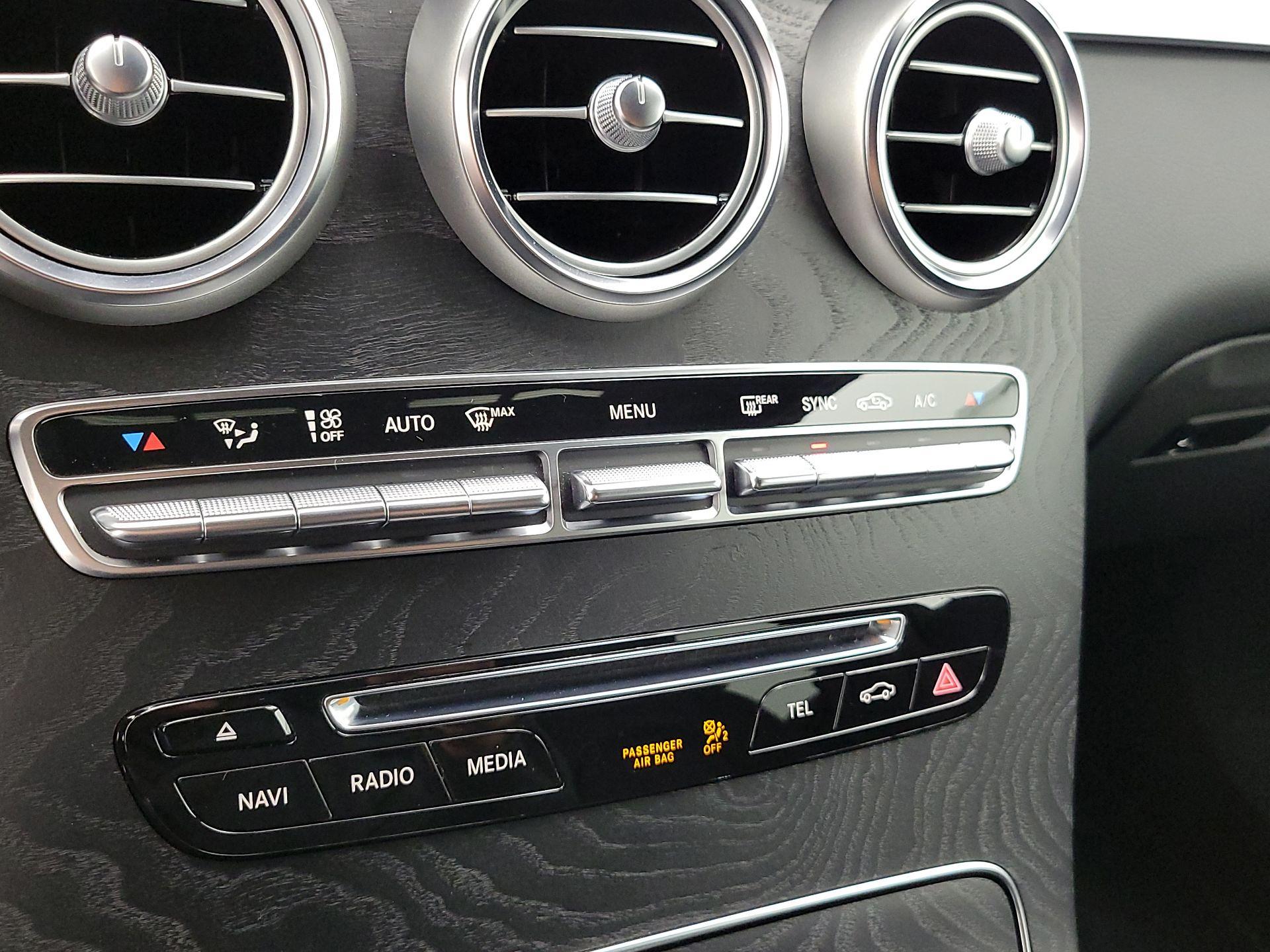 Thumbnail: 2017 Mercedes-Benz GLC - 16