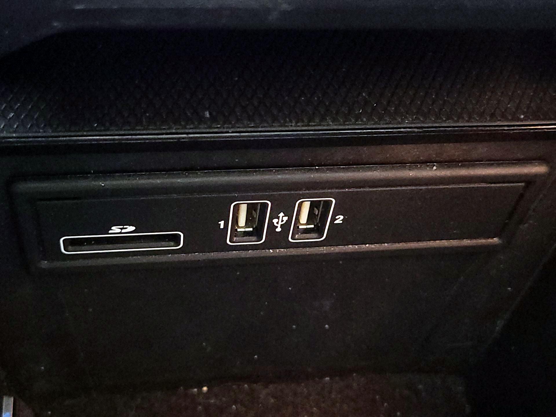 Thumbnail: 2017 Mercedes-Benz GLC - 18