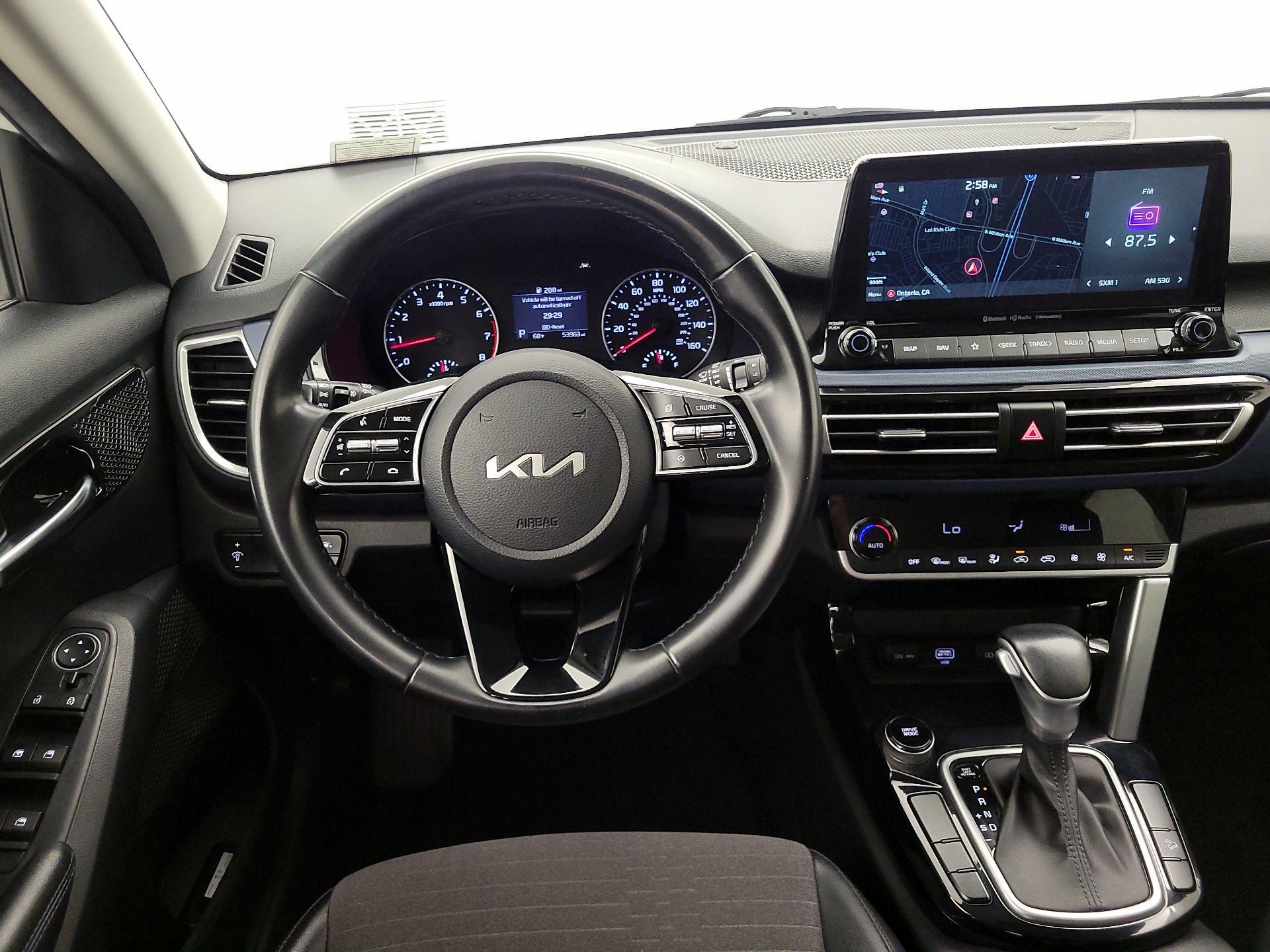 Thumbnail: 2024 Nissan Kicks - 10