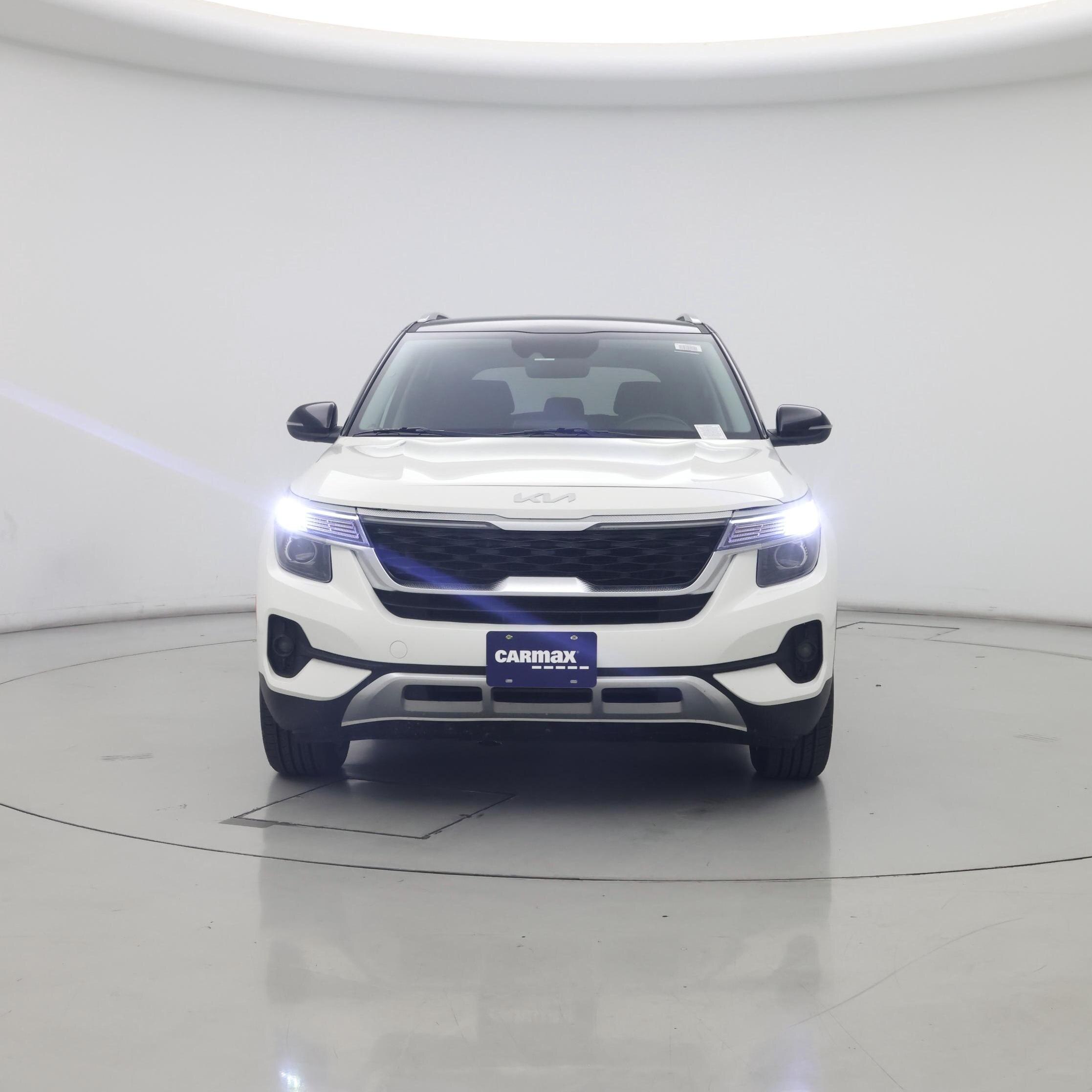 Thumbnail: 2024 Nissan Kicks - 5