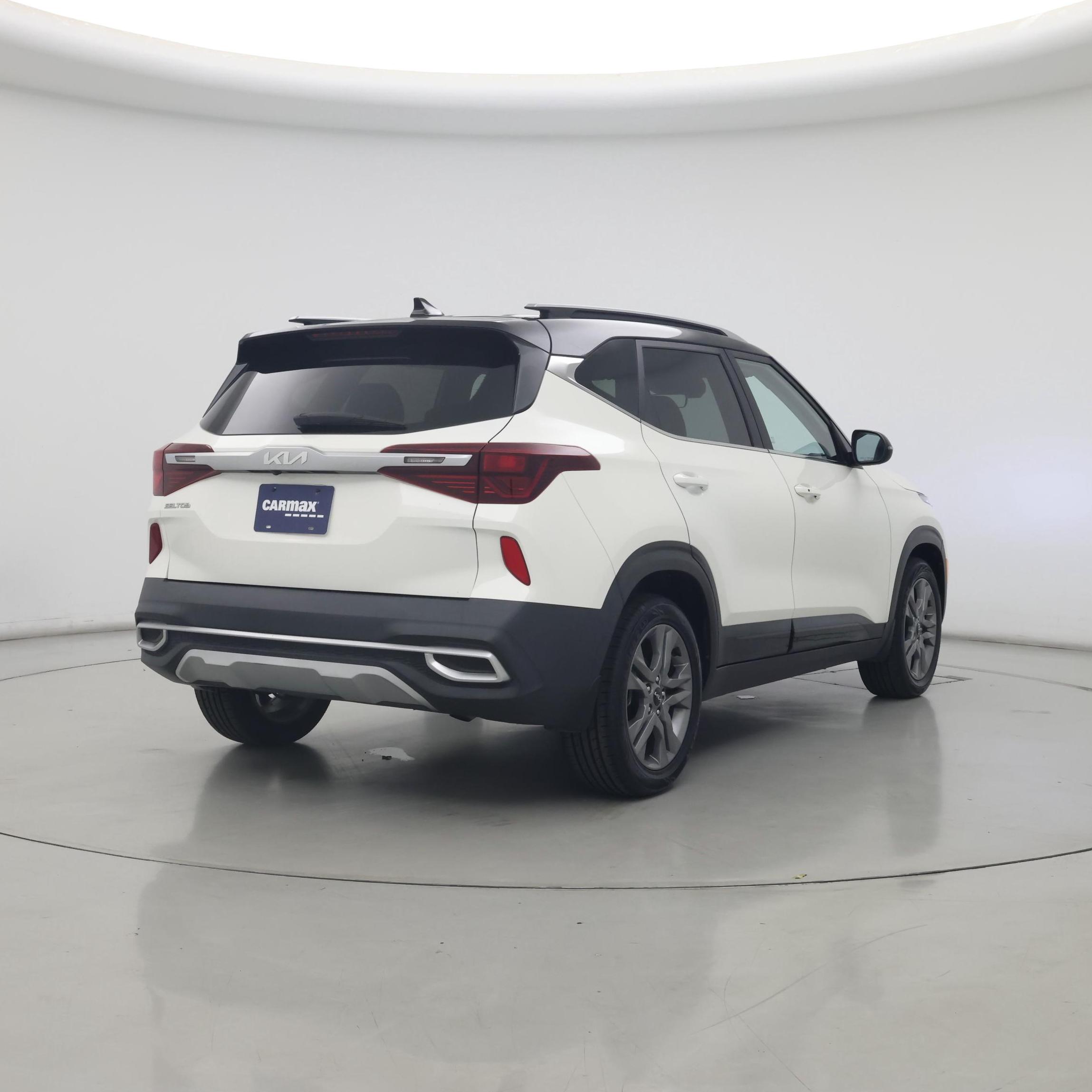 Thumbnail: 2024 Nissan Kicks - 8