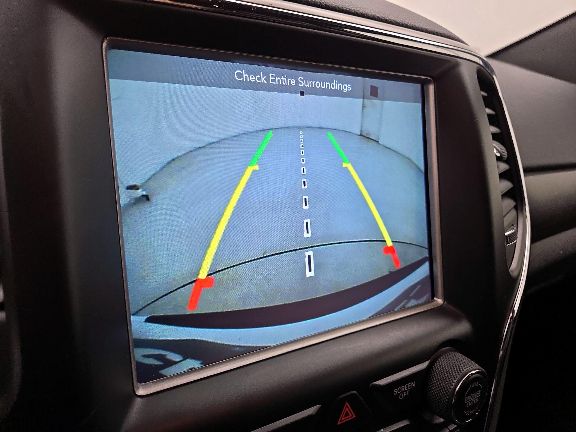 Thumbnail: 2018 Jeep Grand Cherokee - 14