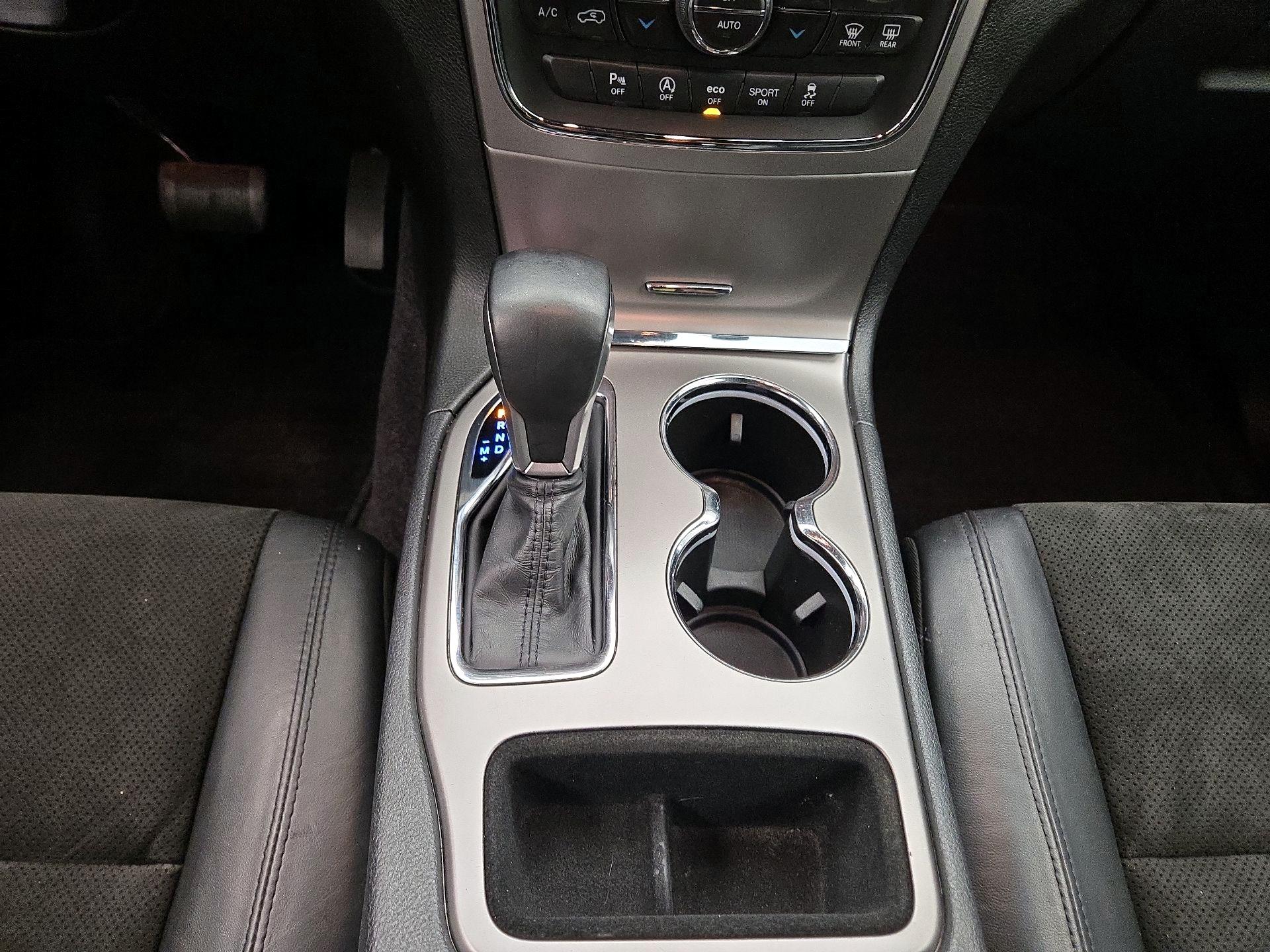 Thumbnail: 2018 Jeep Grand Cherokee - 17