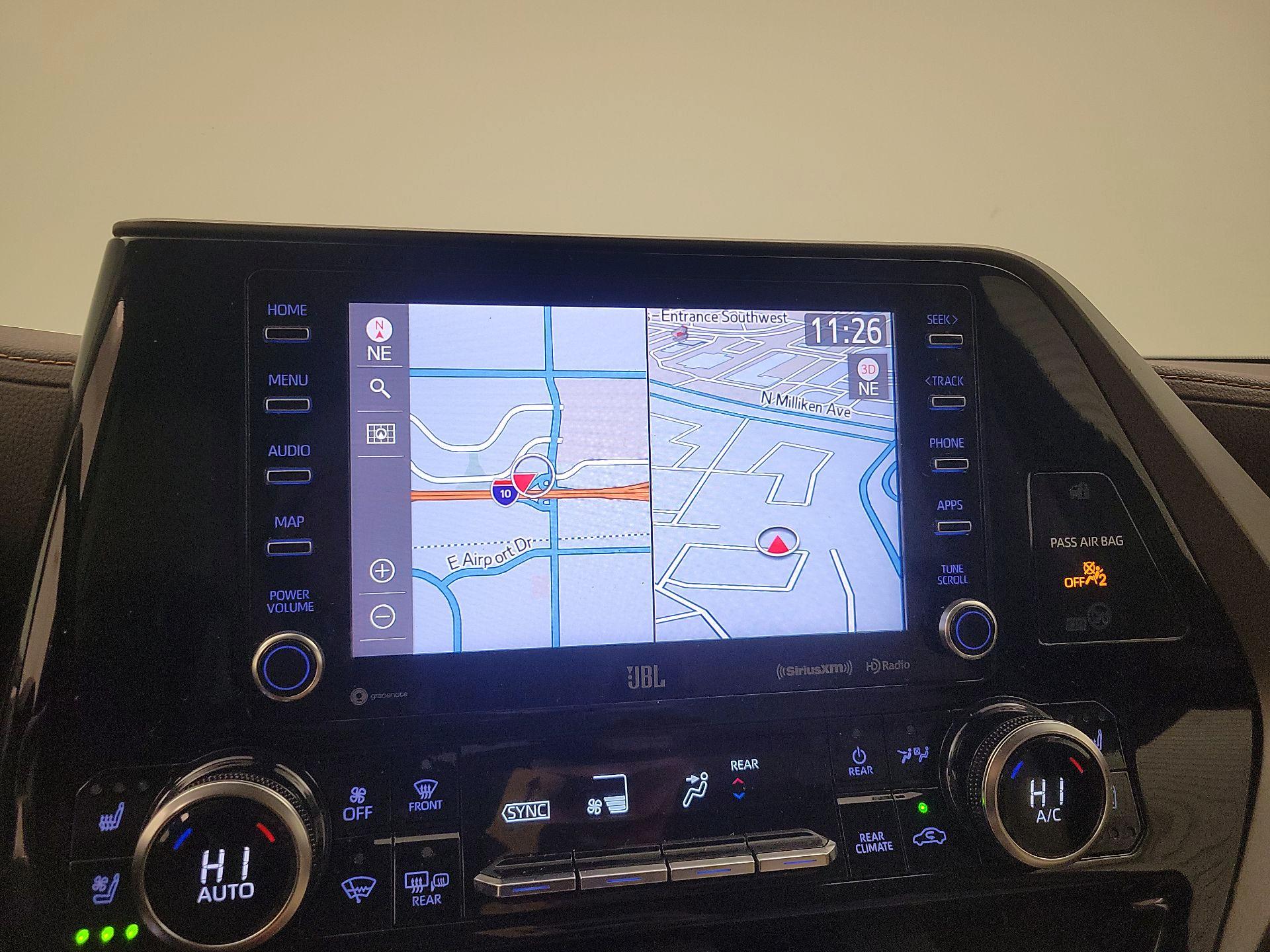 Thumbnail: 2022 Toyota Highlander - 14