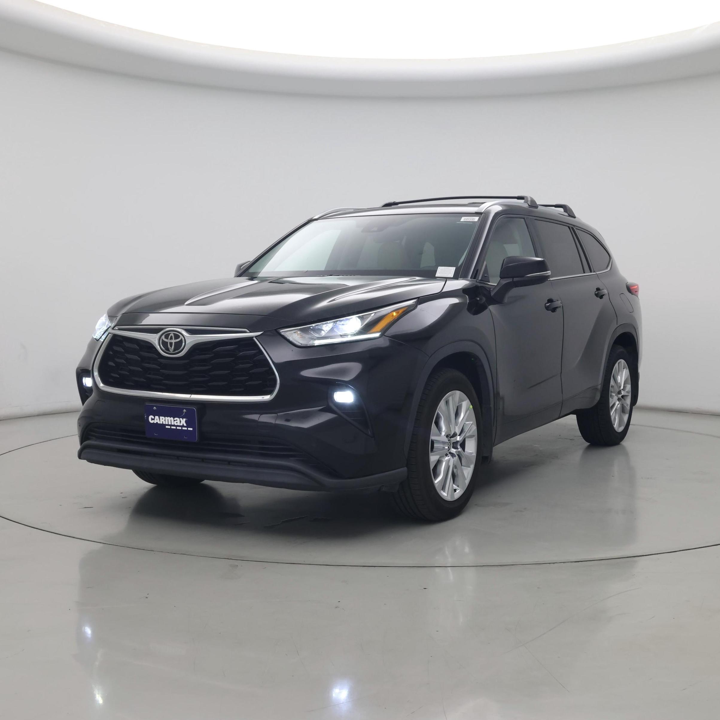 Thumbnail: 2022 Toyota Highlander - 4