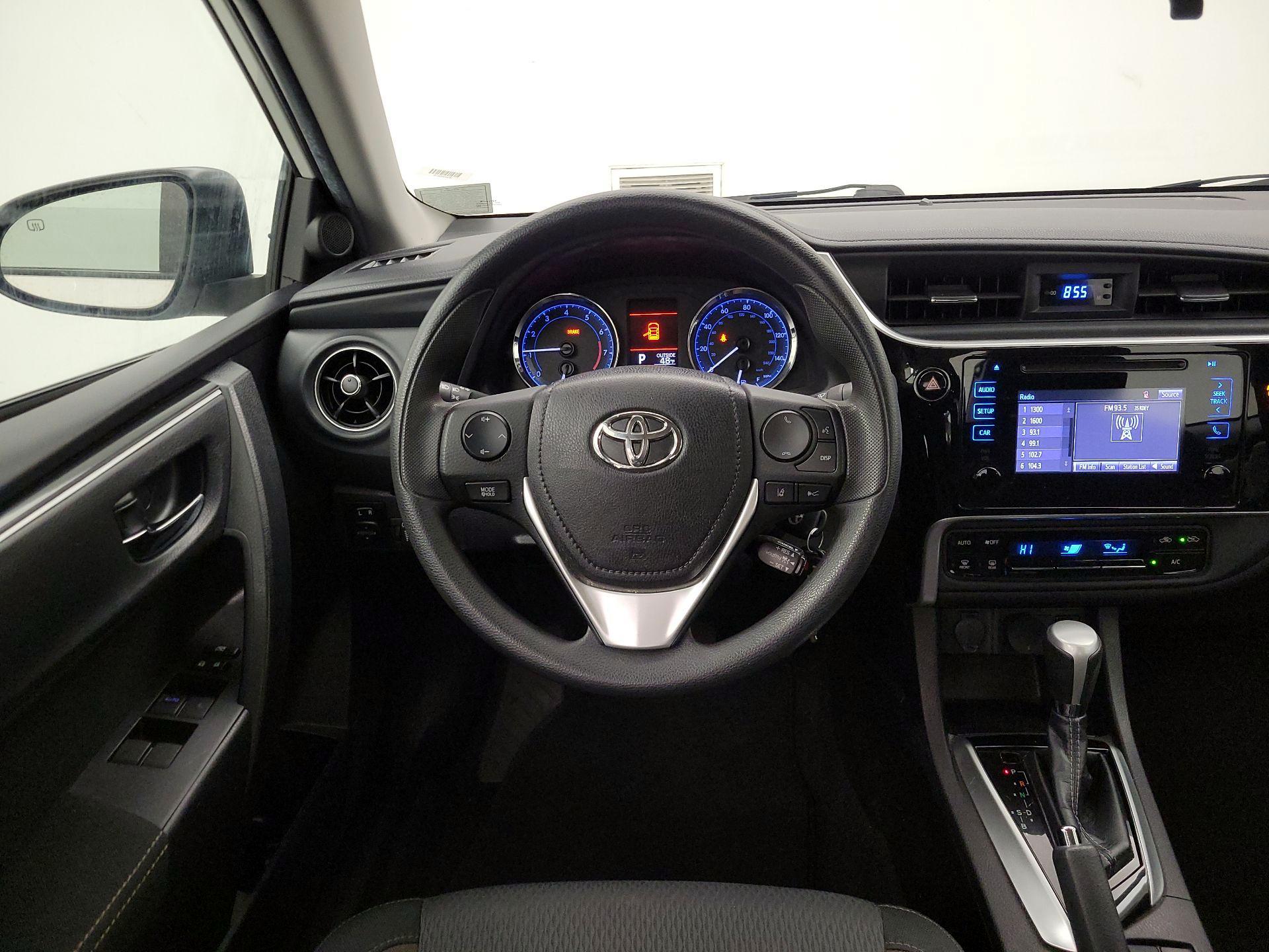 Thumbnail: 2019 Toyota Corolla - 10