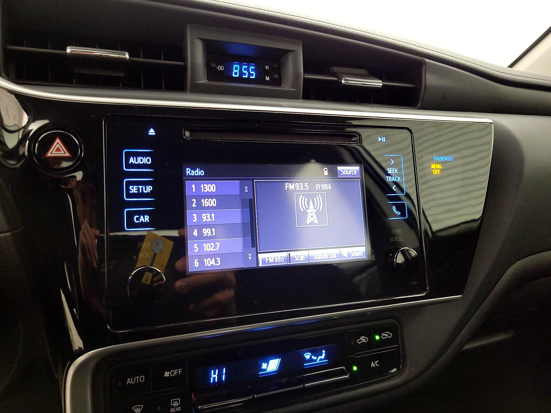 Thumbnail: 2019 Toyota Corolla - 15