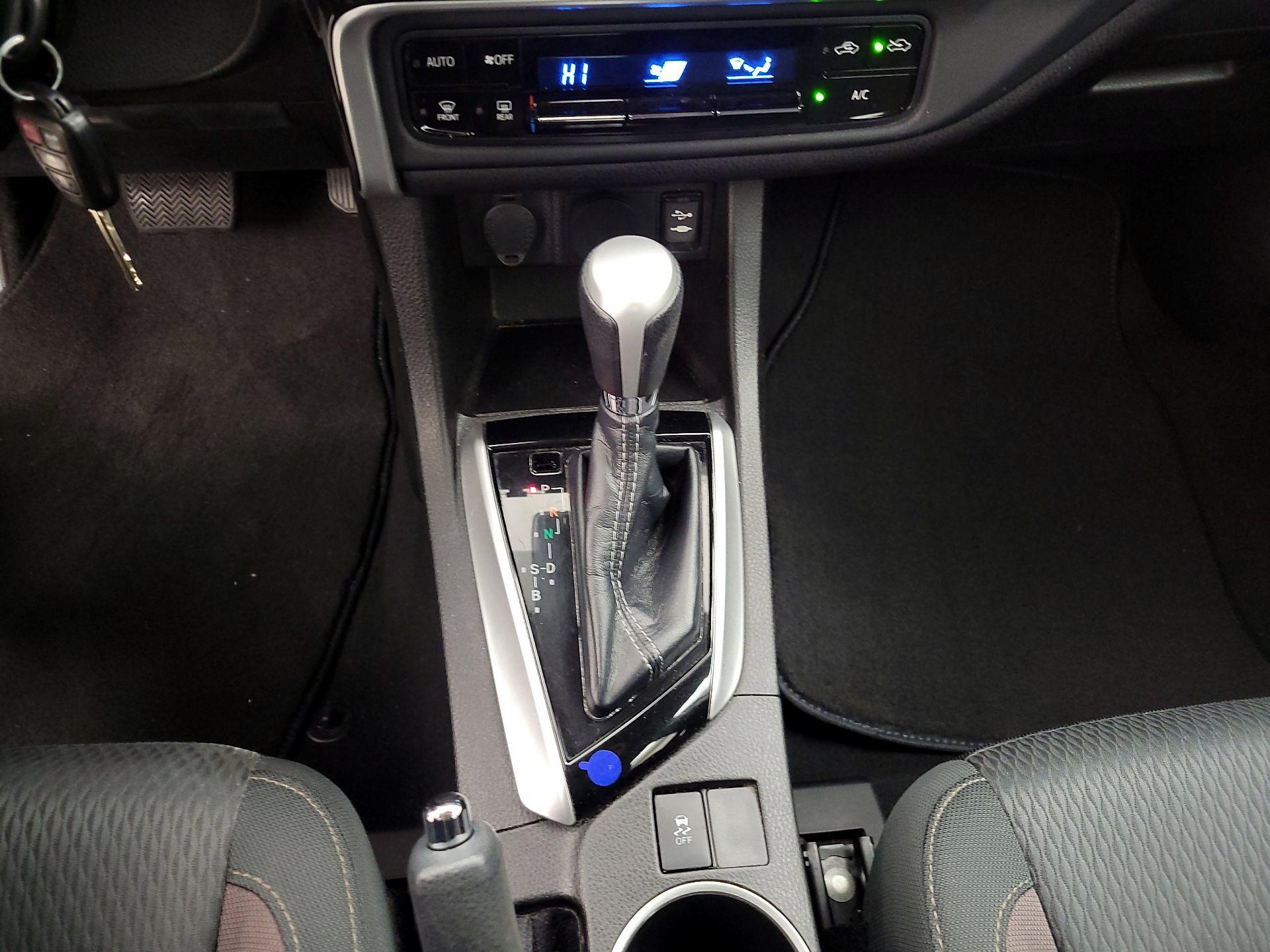 Thumbnail: 2019 Toyota Corolla - 17