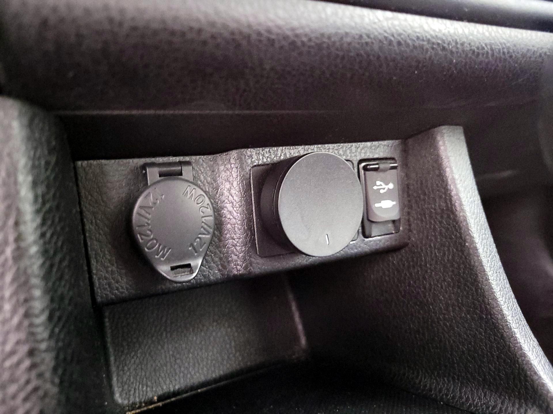 Thumbnail: 2019 Toyota Corolla - 18