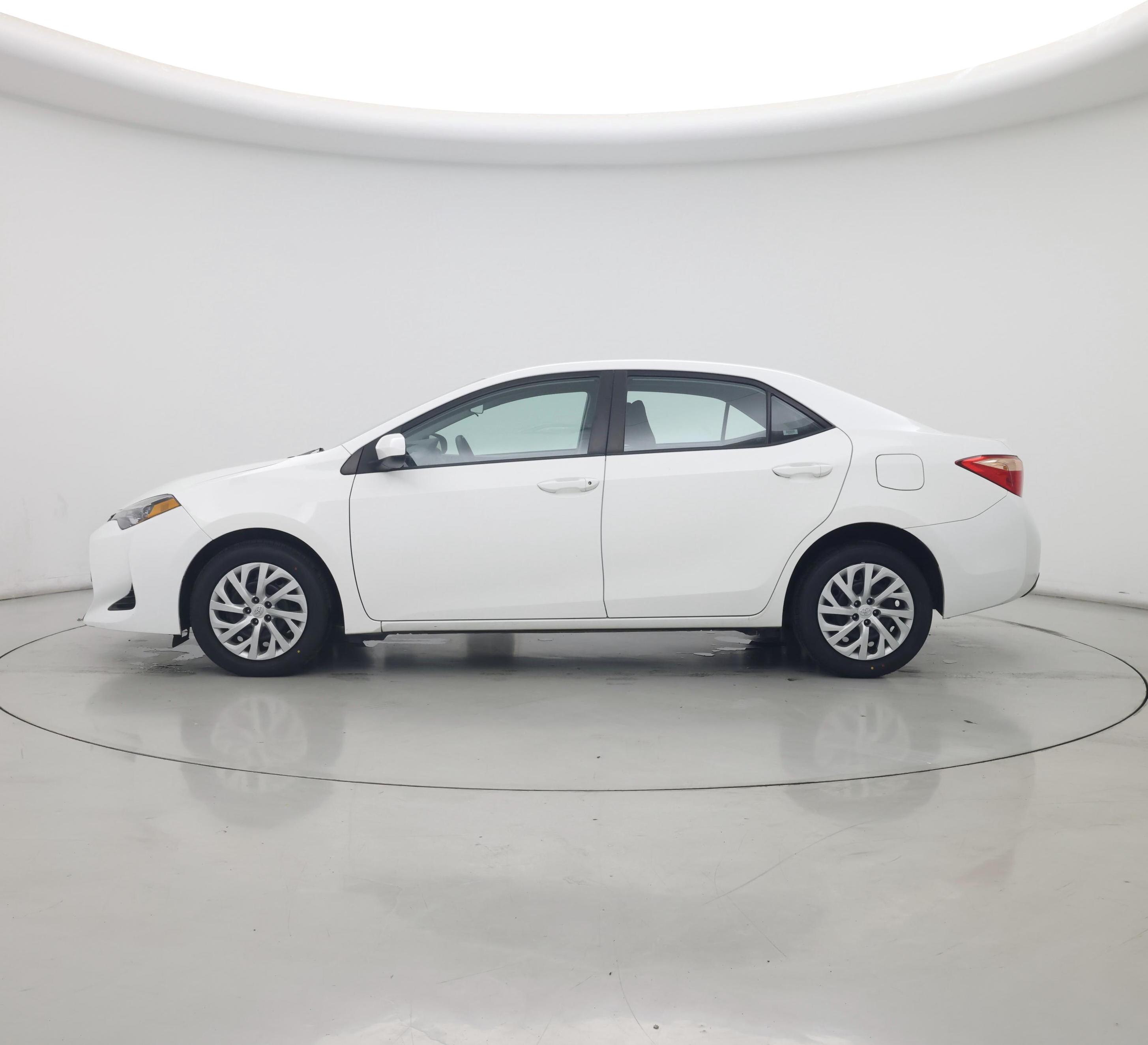 Thumbnail: 2019 Toyota Corolla - 3