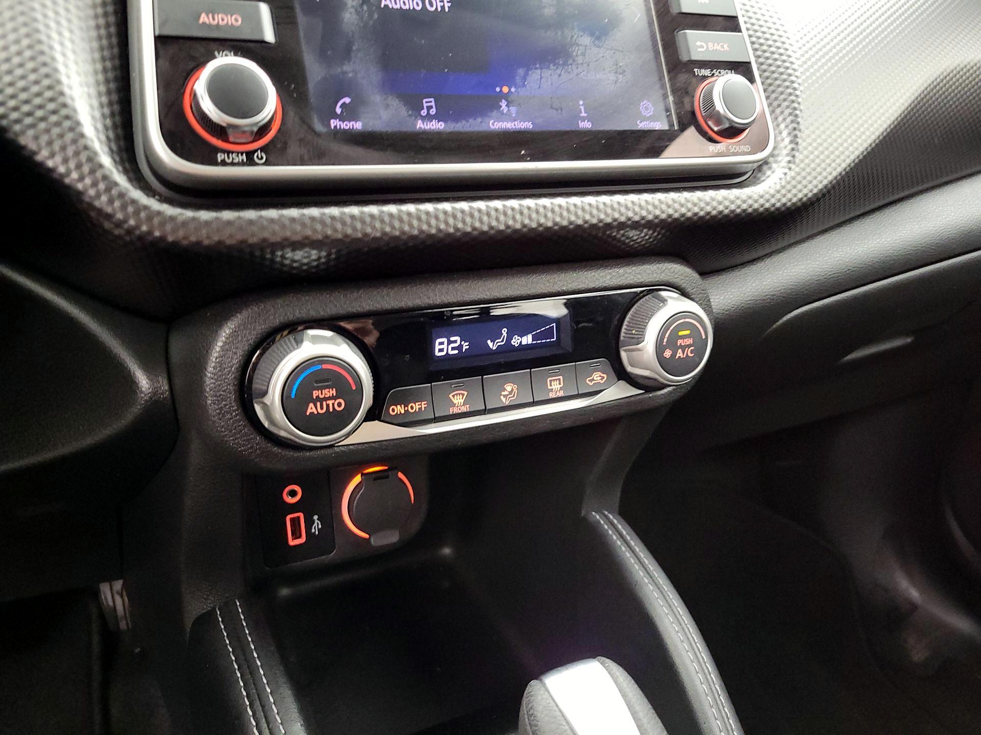 Thumbnail: 2019 Nissan Kicks - 16