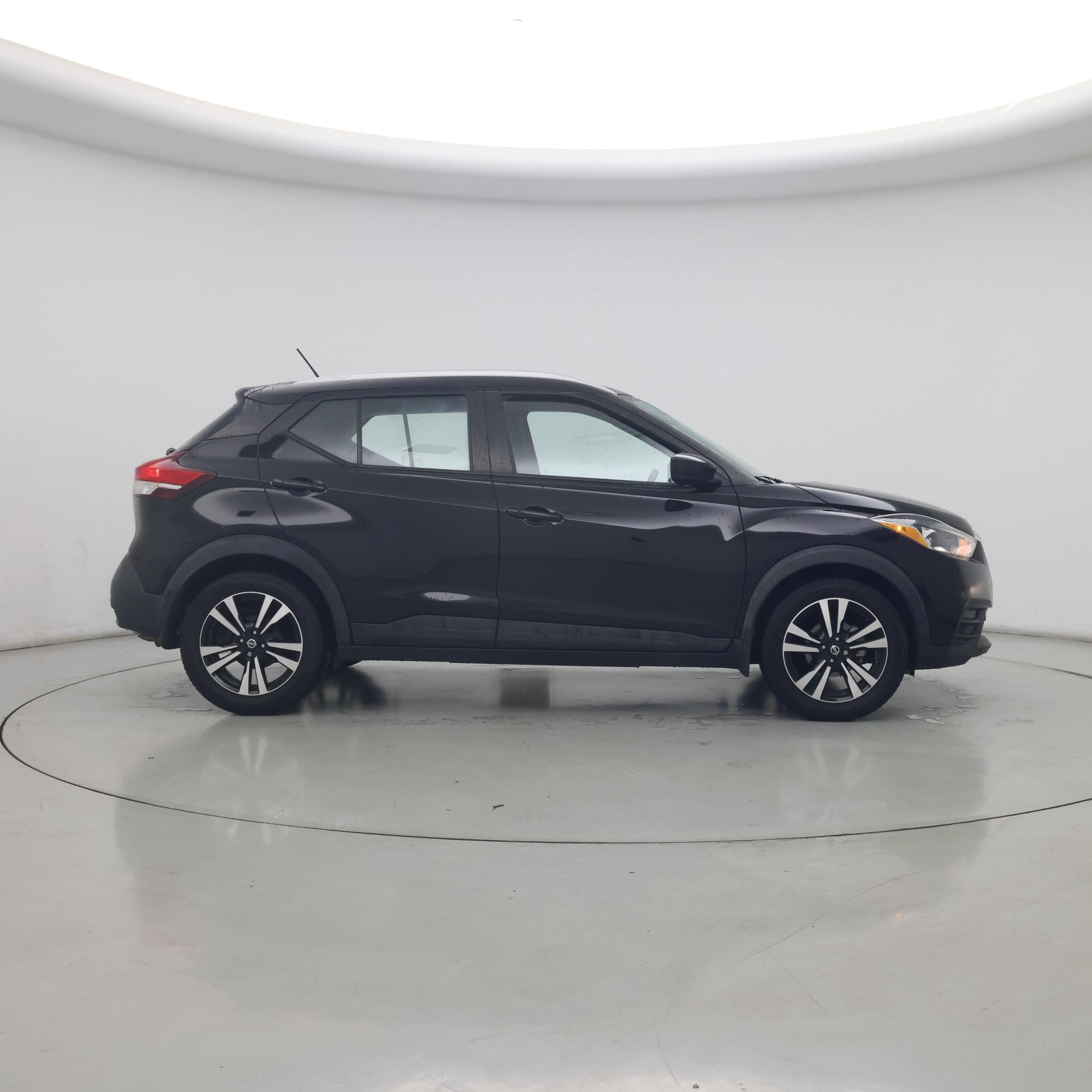 Thumbnail: 2019 Nissan Kicks - 7