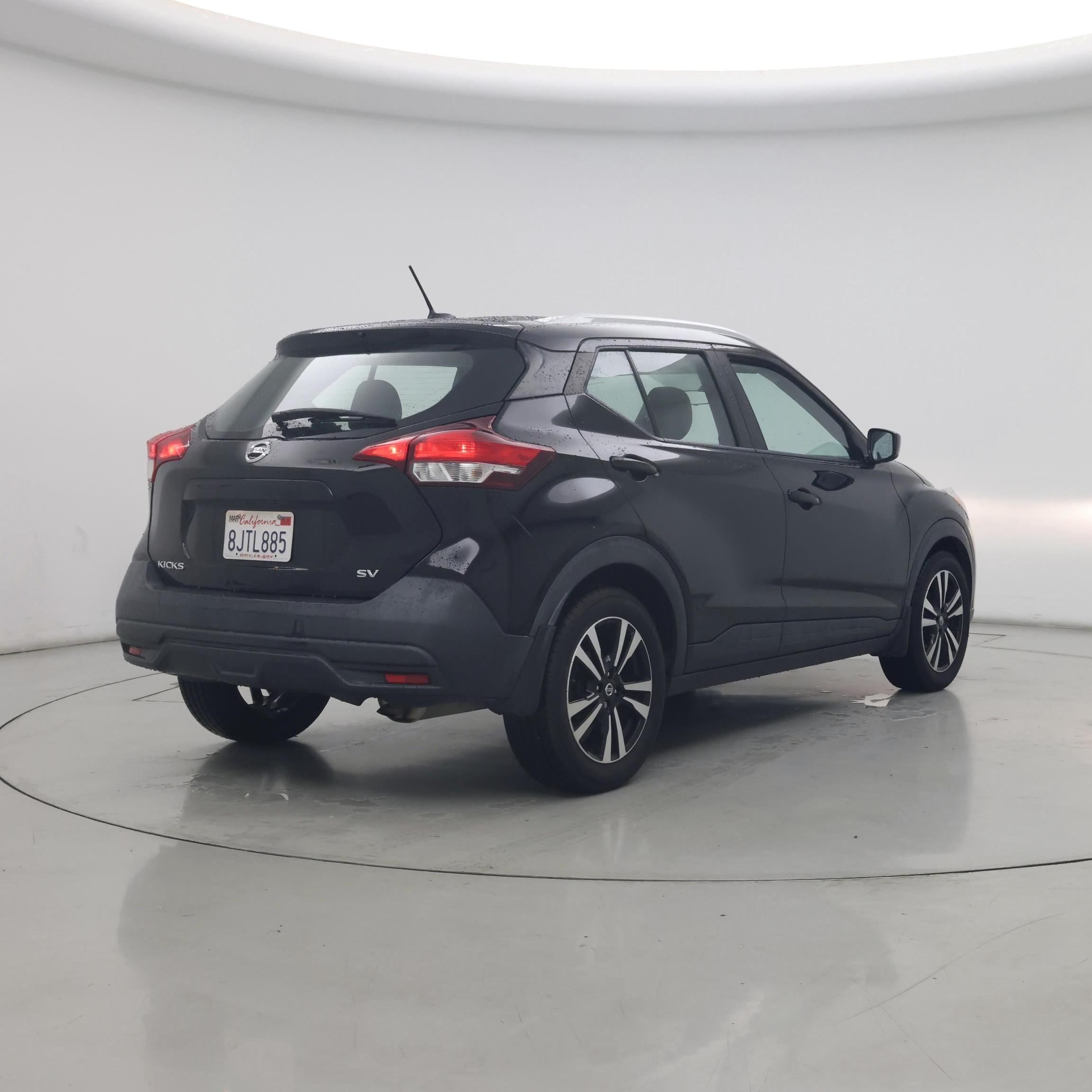 Thumbnail: 2019 Nissan Kicks - 8