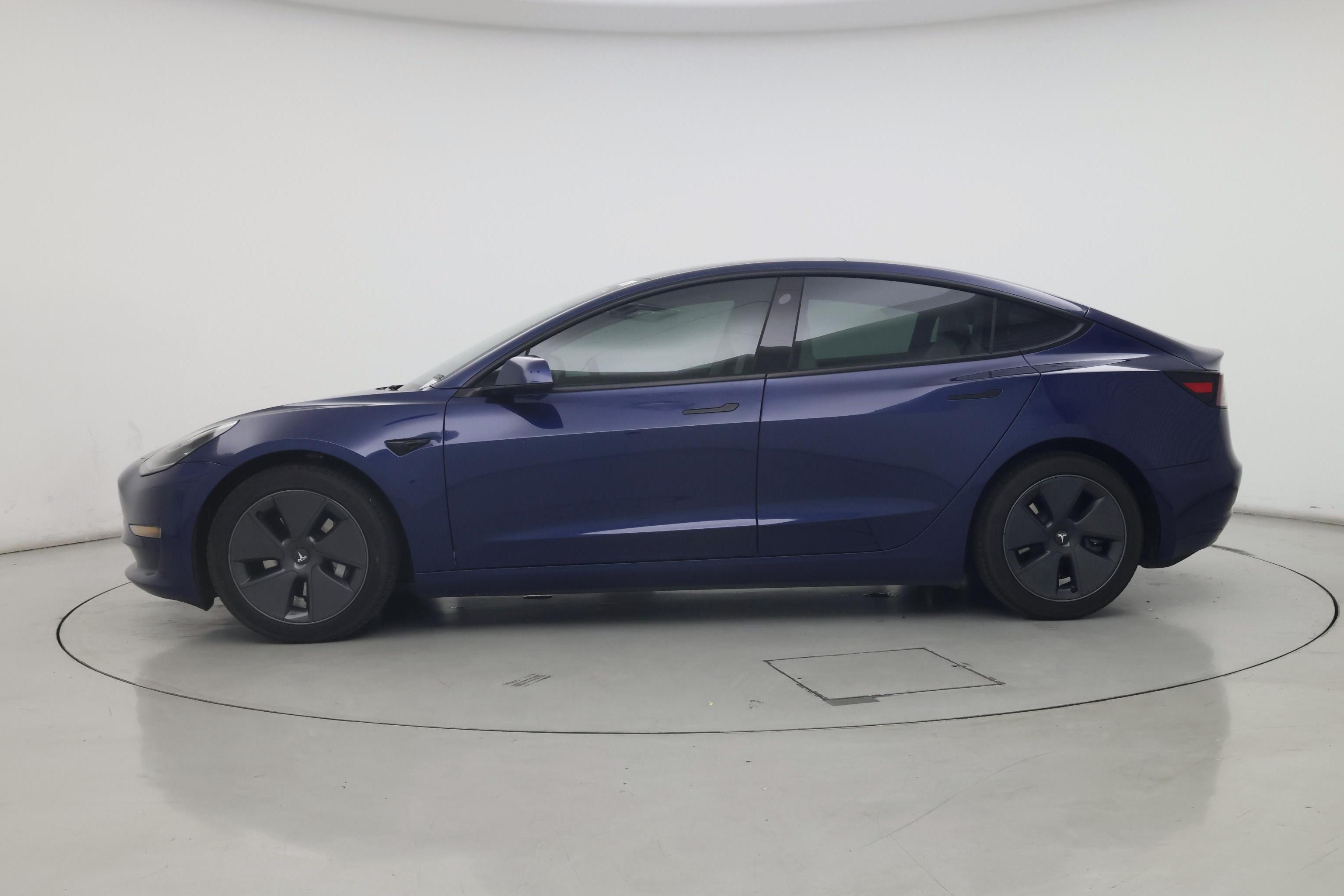 Thumbnail: 2021 Tesla Model 3 - 3