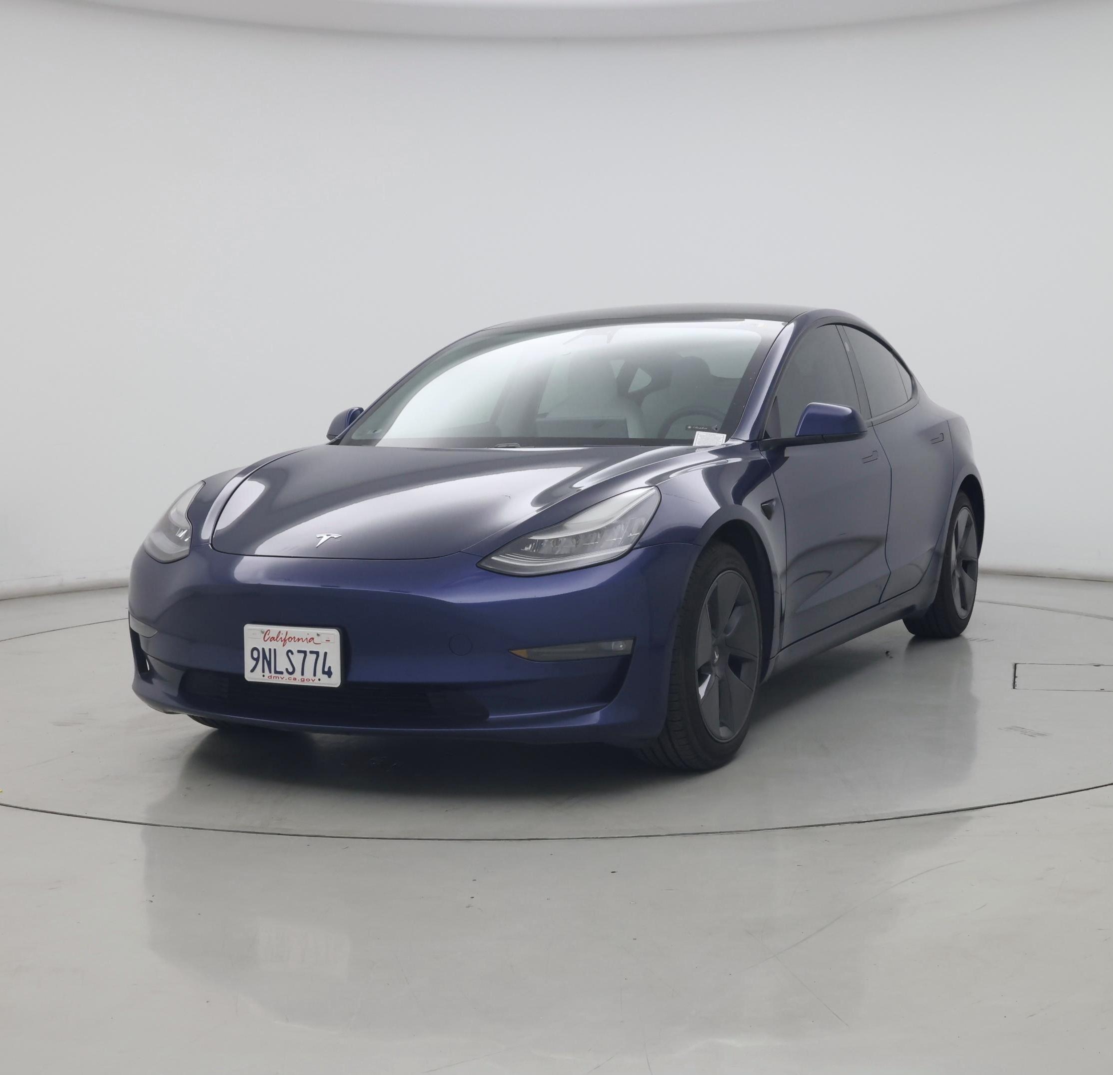 Thumbnail: 2021 Tesla Model 3 - 4