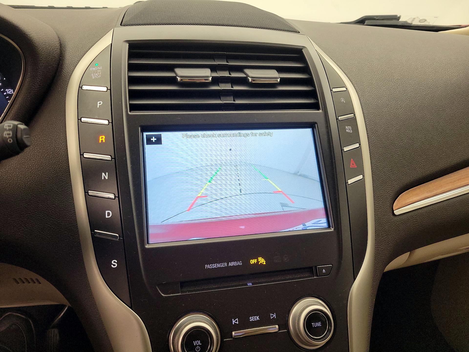 Thumbnail: 2017 Lincoln MKC - 15