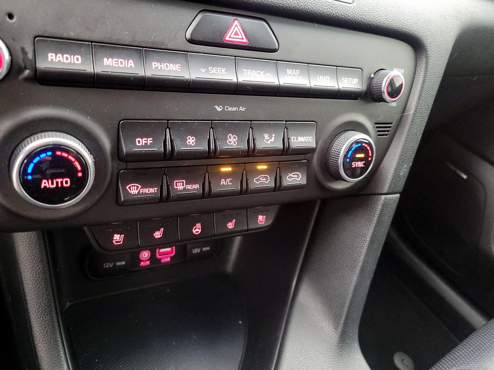 Thumbnail: 2017 Kia Sportage - 16