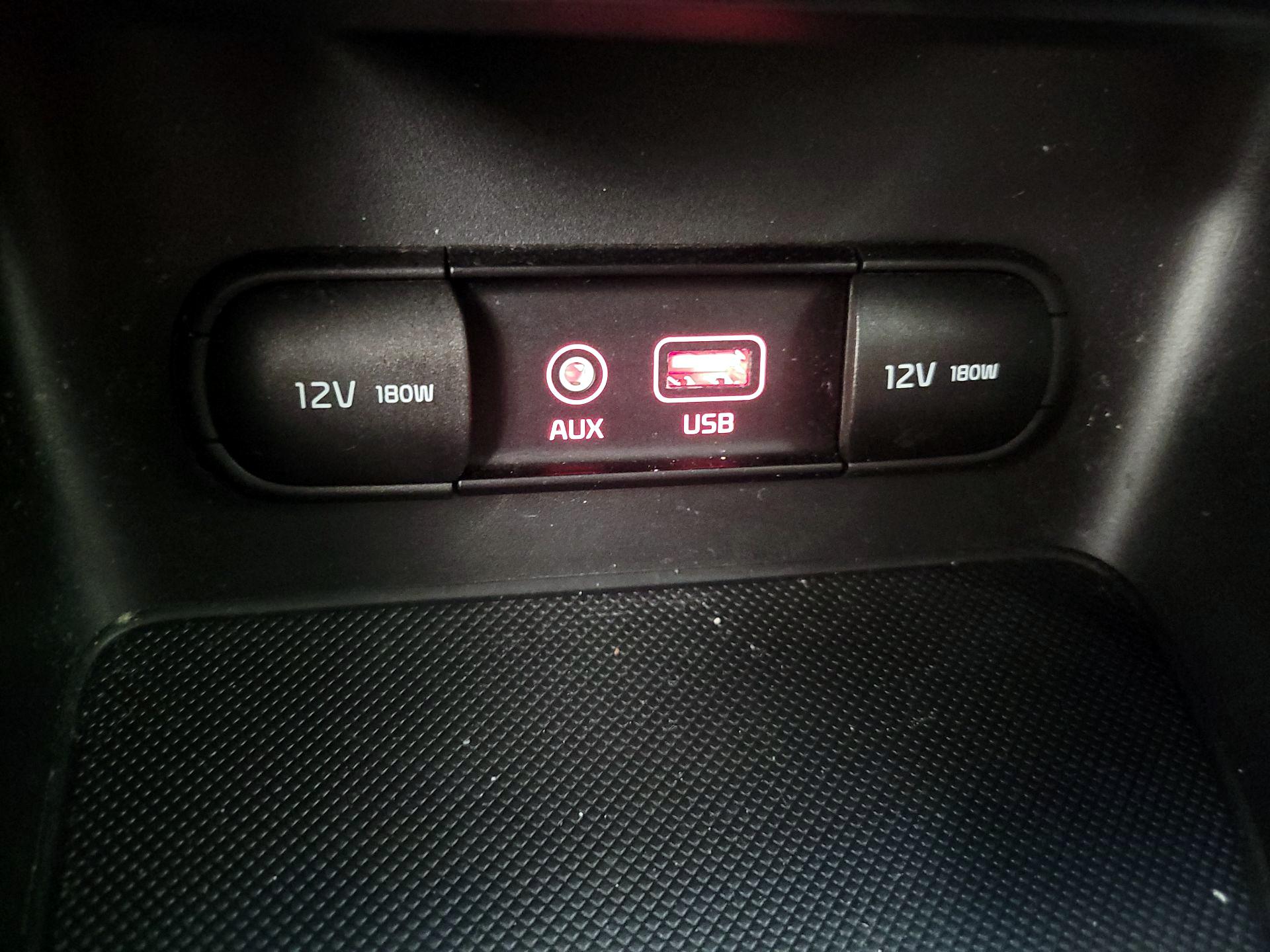 Thumbnail: 2017 Kia Sportage - 18