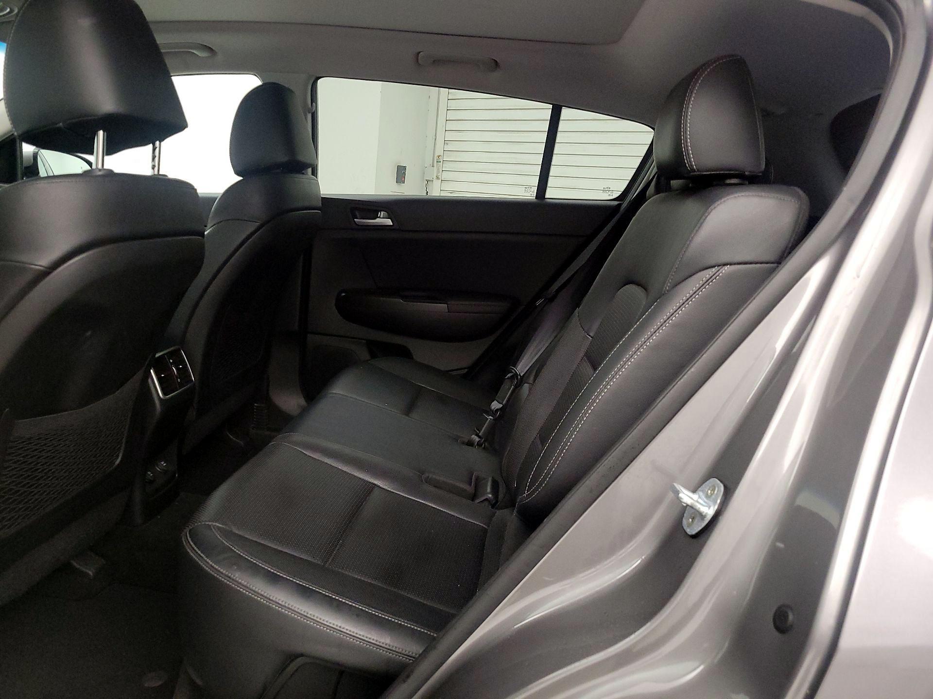 Thumbnail: 2017 Kia Sportage - 19