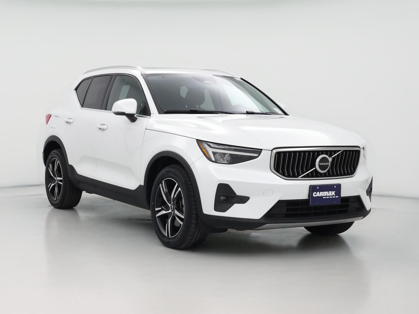 2023 Volvo XC40