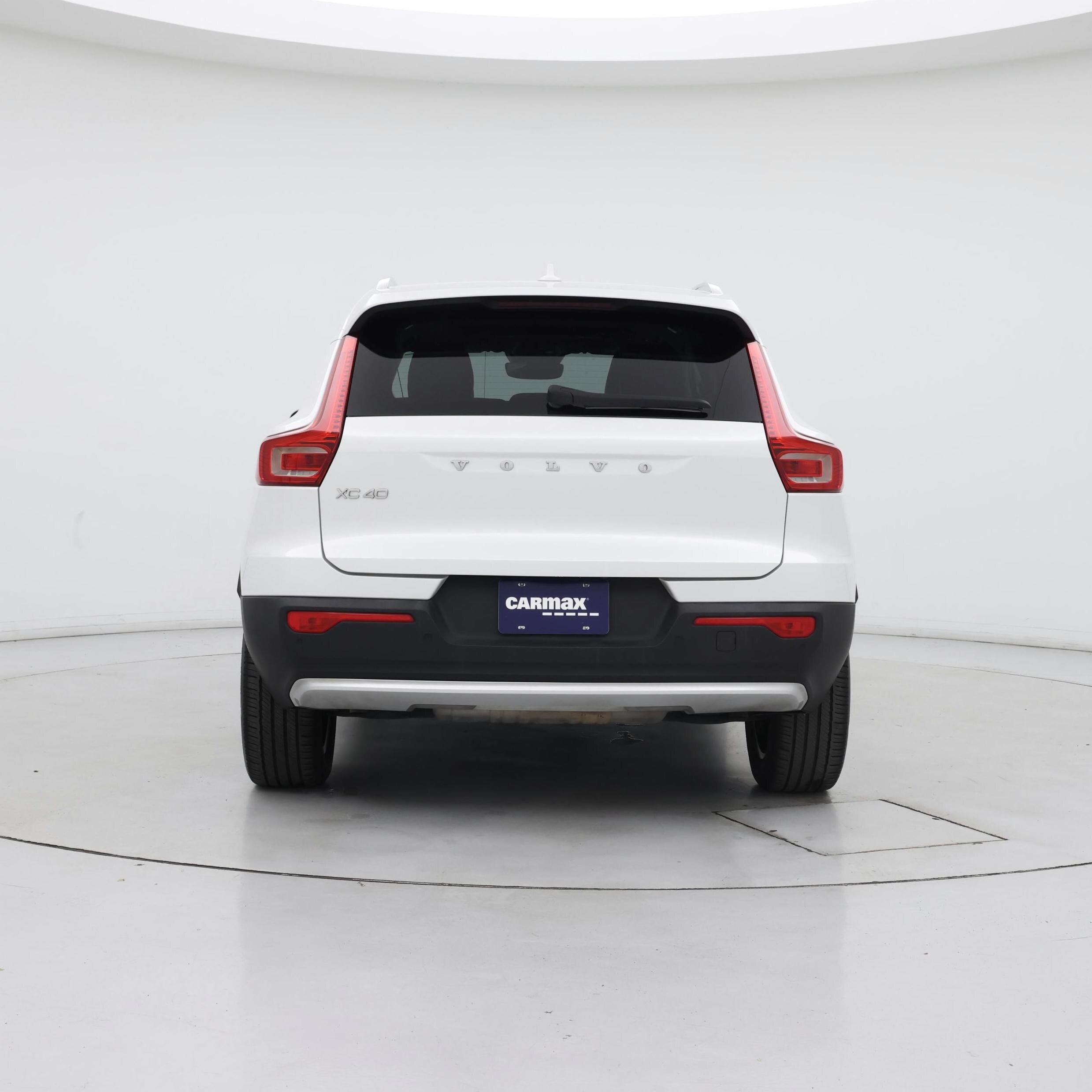 Thumbnail: 2023 Volvo XC40 - 6