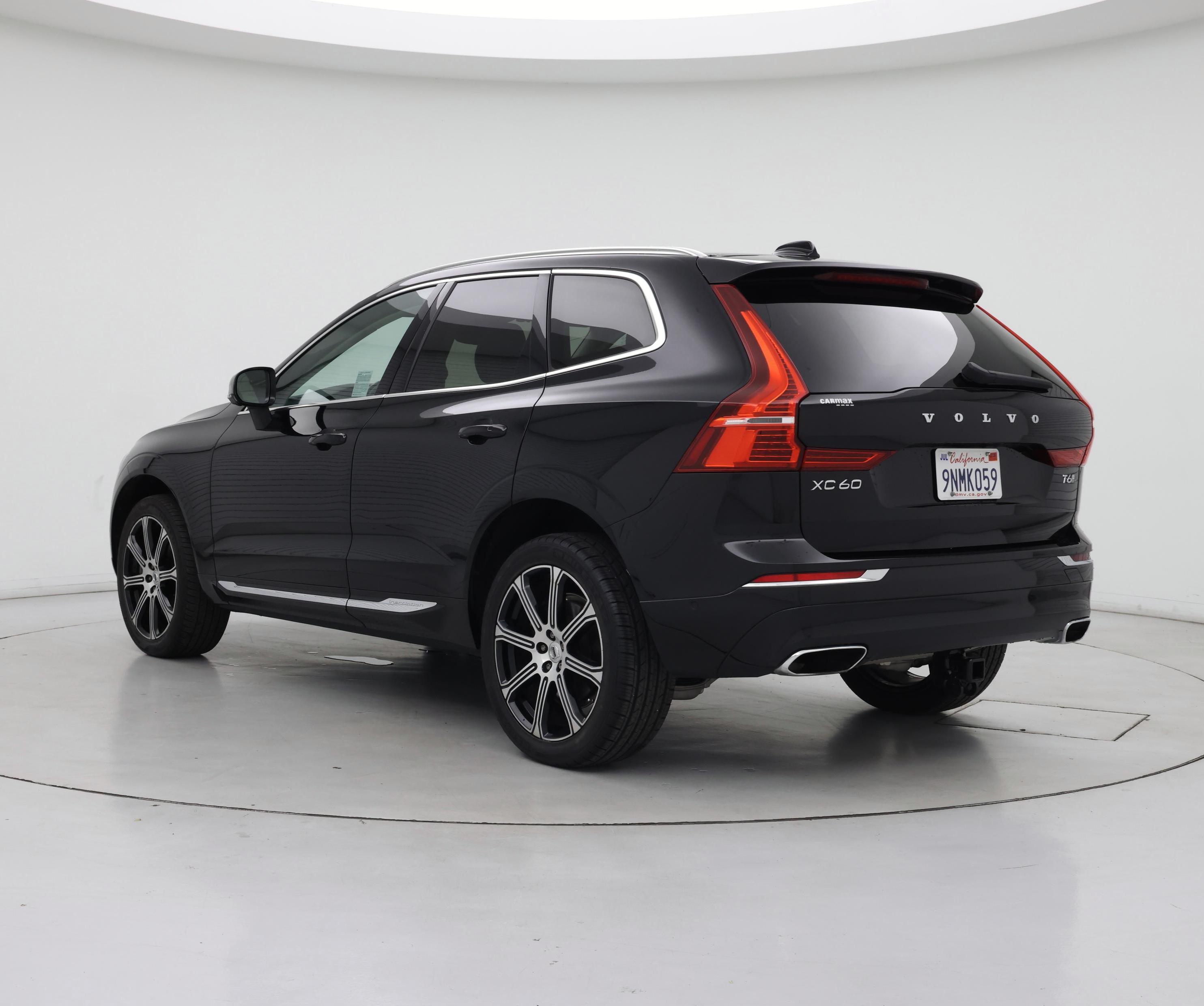 Thumbnail: 2018 Volvo XC60 - 2