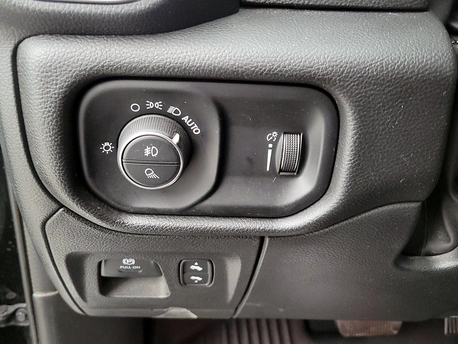 Thumbnail: 2022 RAM 1500 - 13