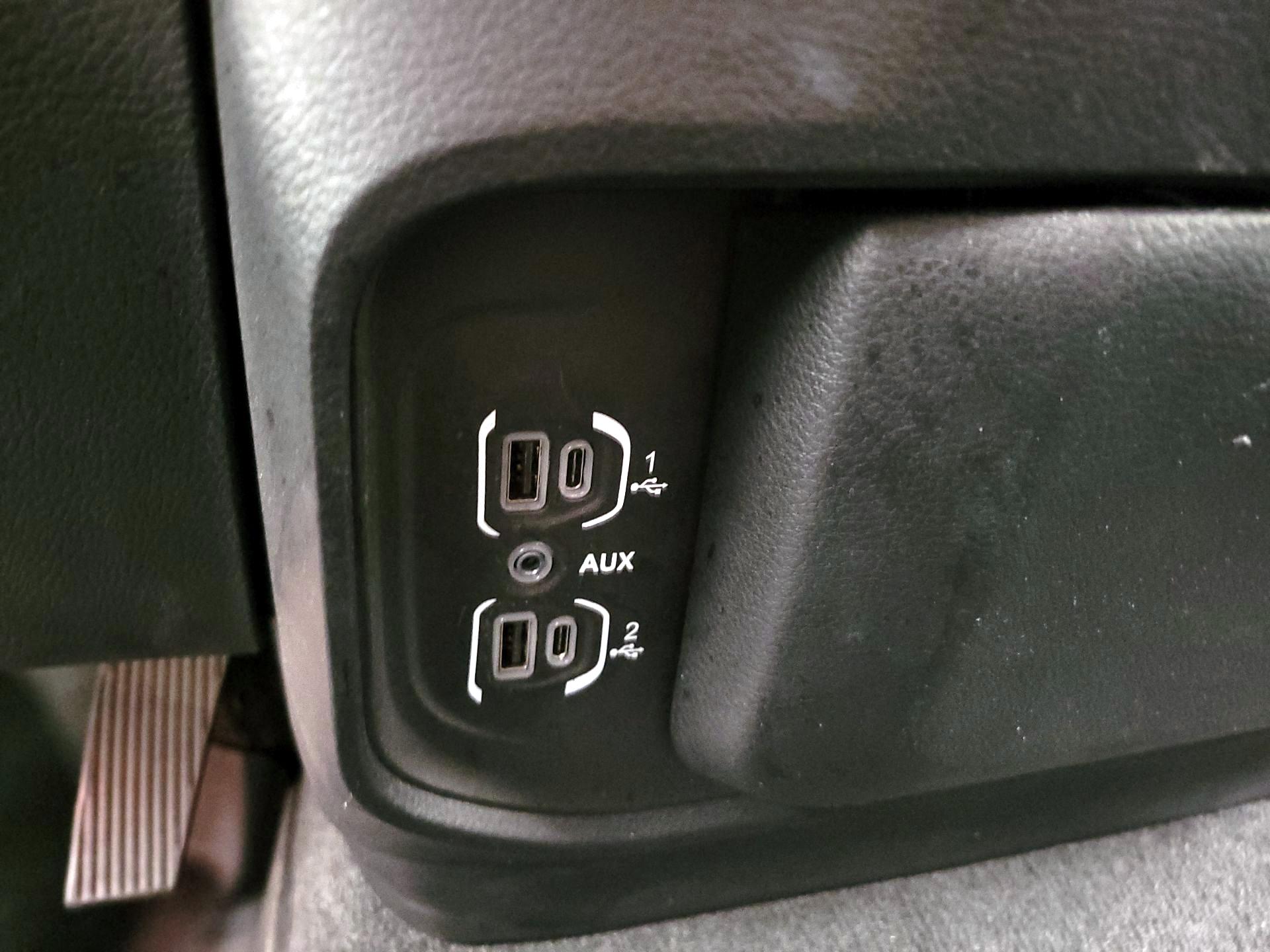 Thumbnail: 2022 RAM 1500 - 19