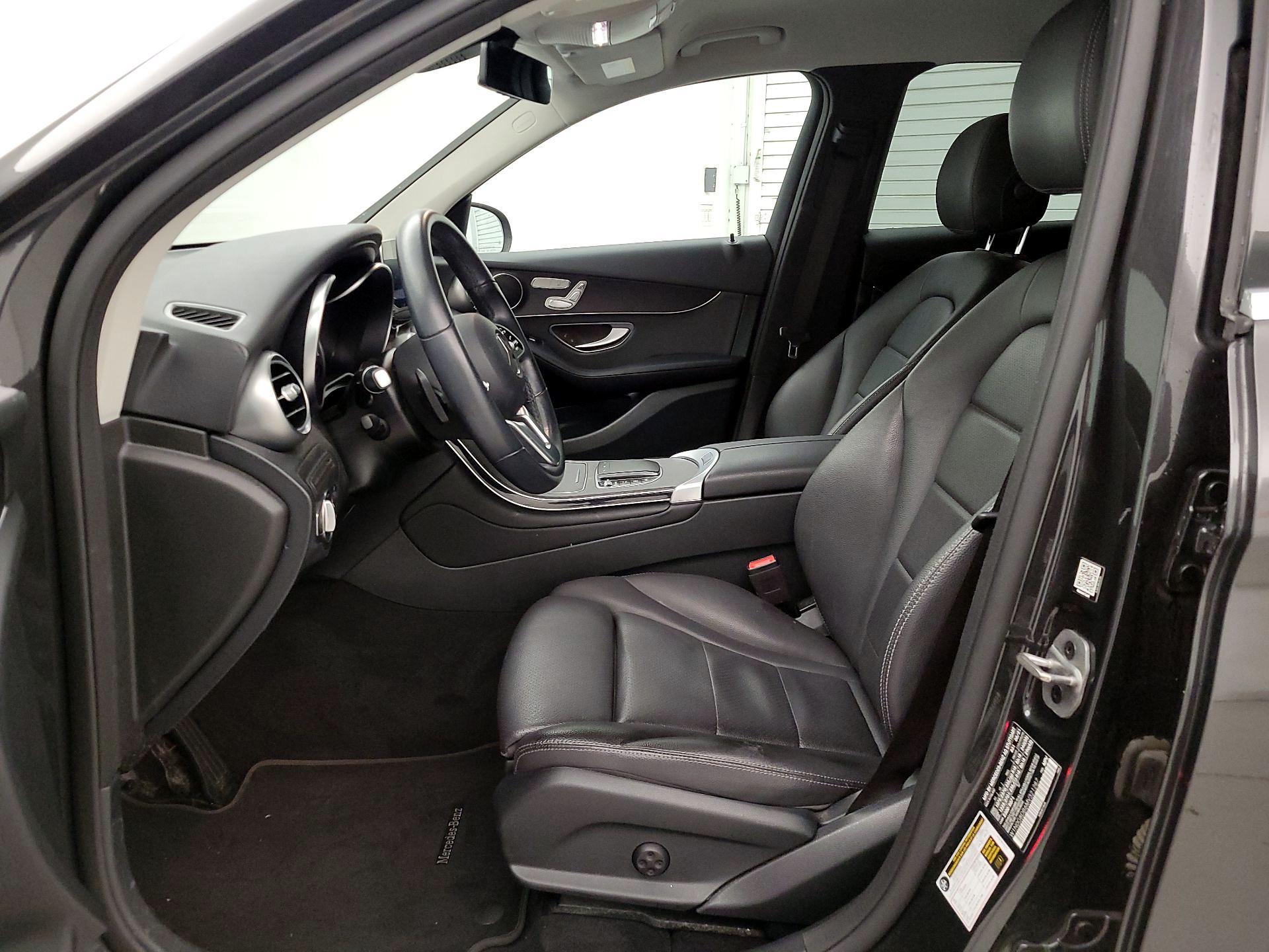 Thumbnail: 2021 Mercedes-Benz GLC - 11