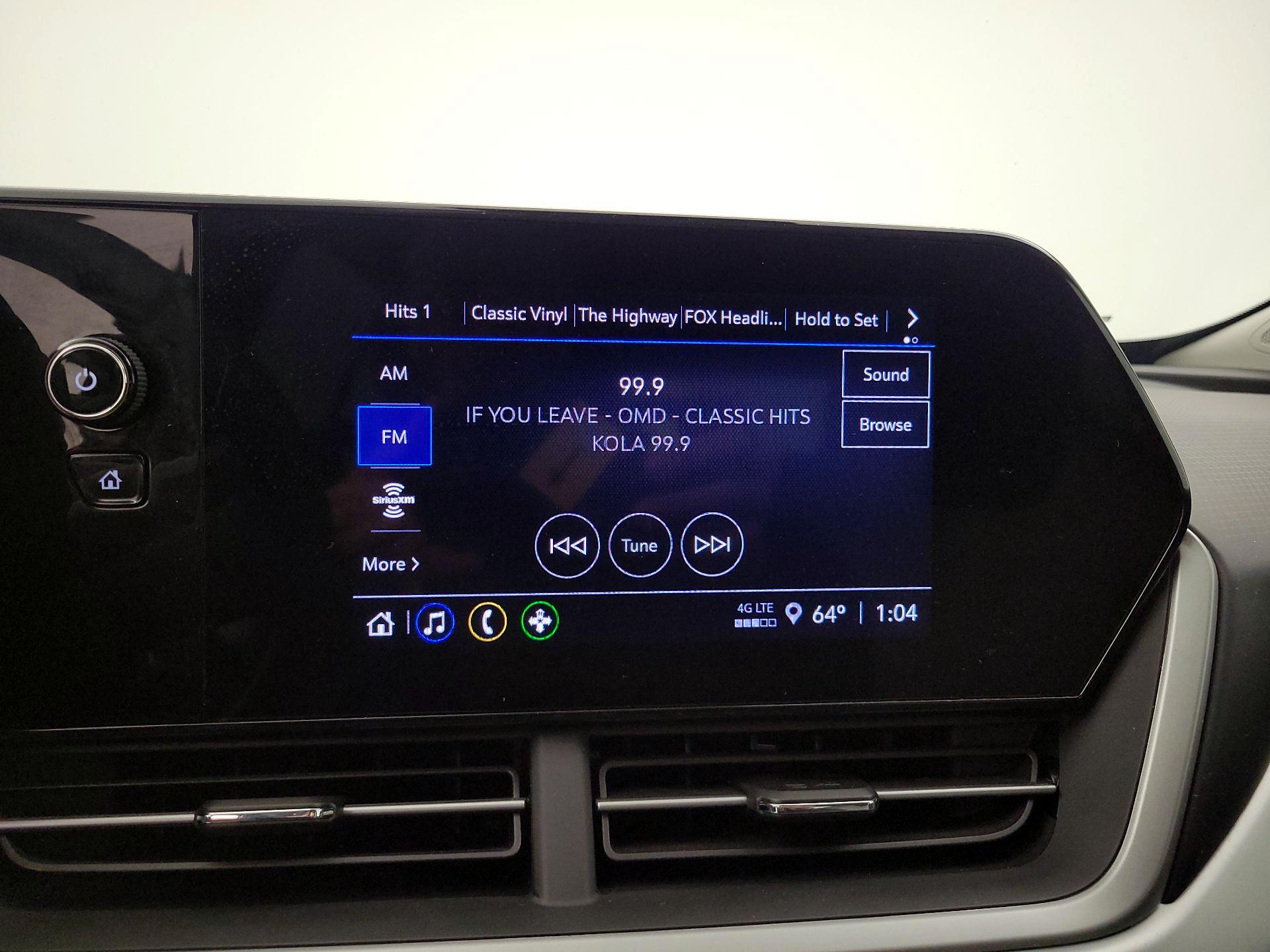 Thumbnail: 2025 Chevrolet Trax - 15