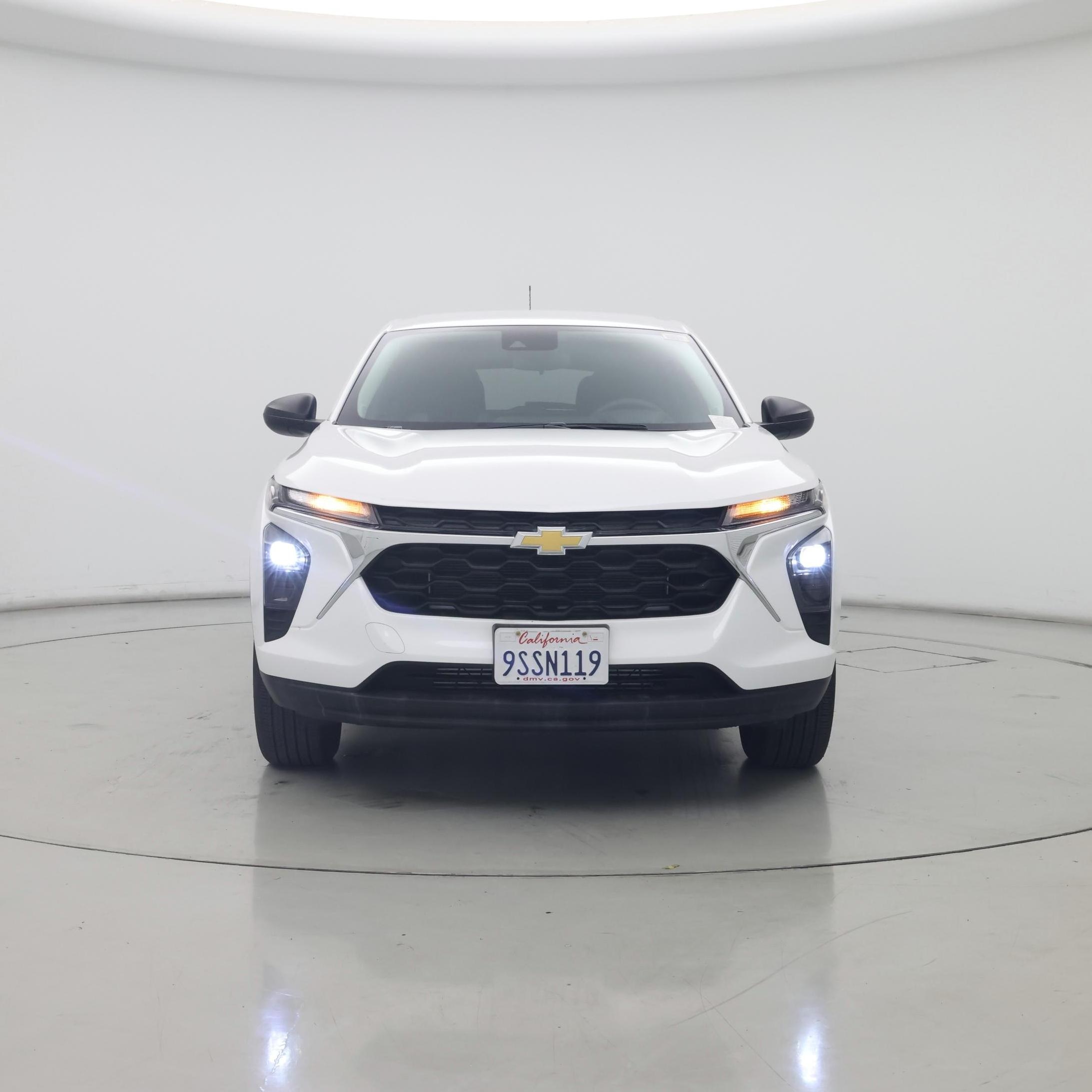 Thumbnail: 2025 Chevrolet Trax - 5