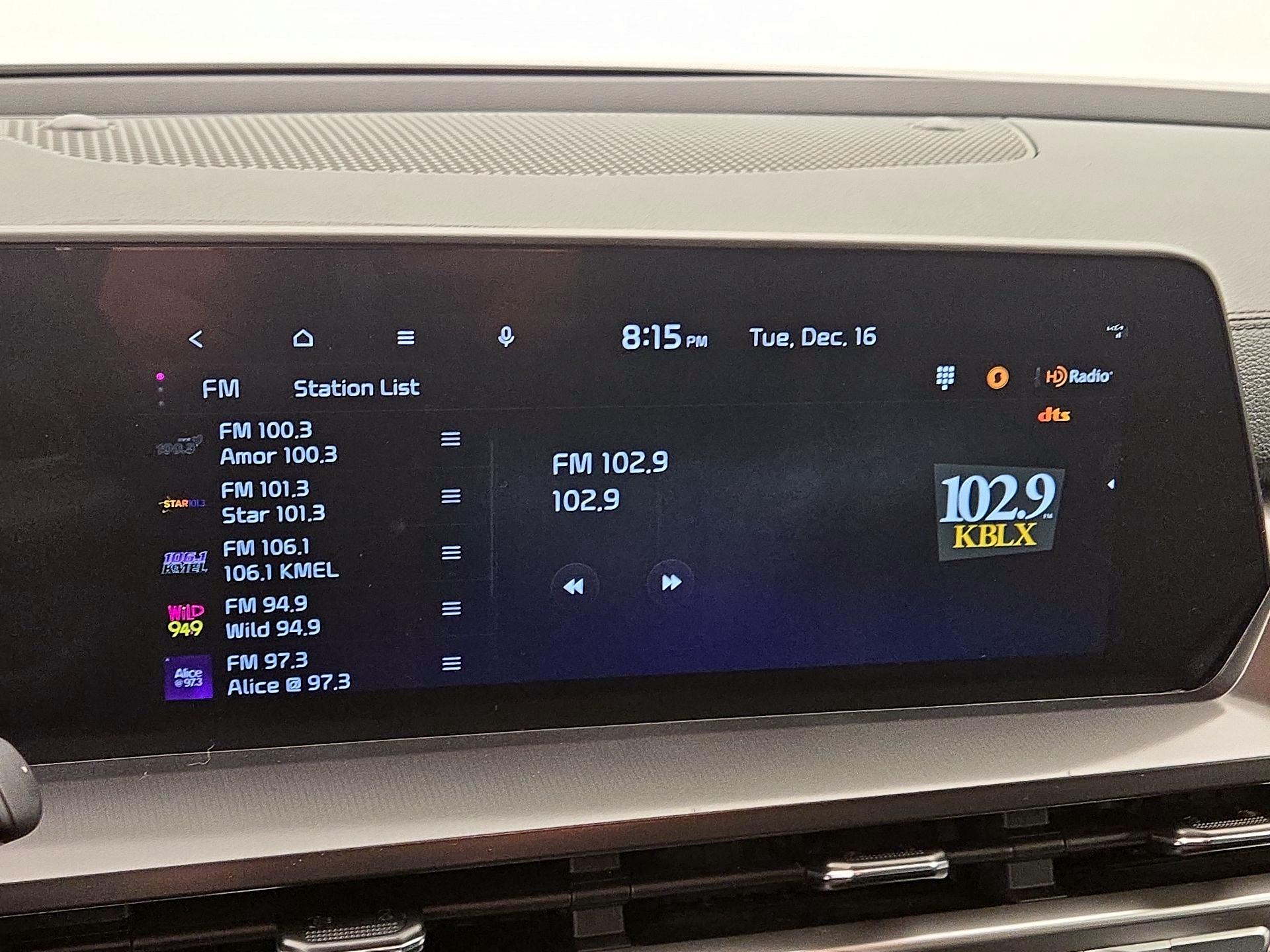 Thumbnail: 2023 Kia Telluride - 16