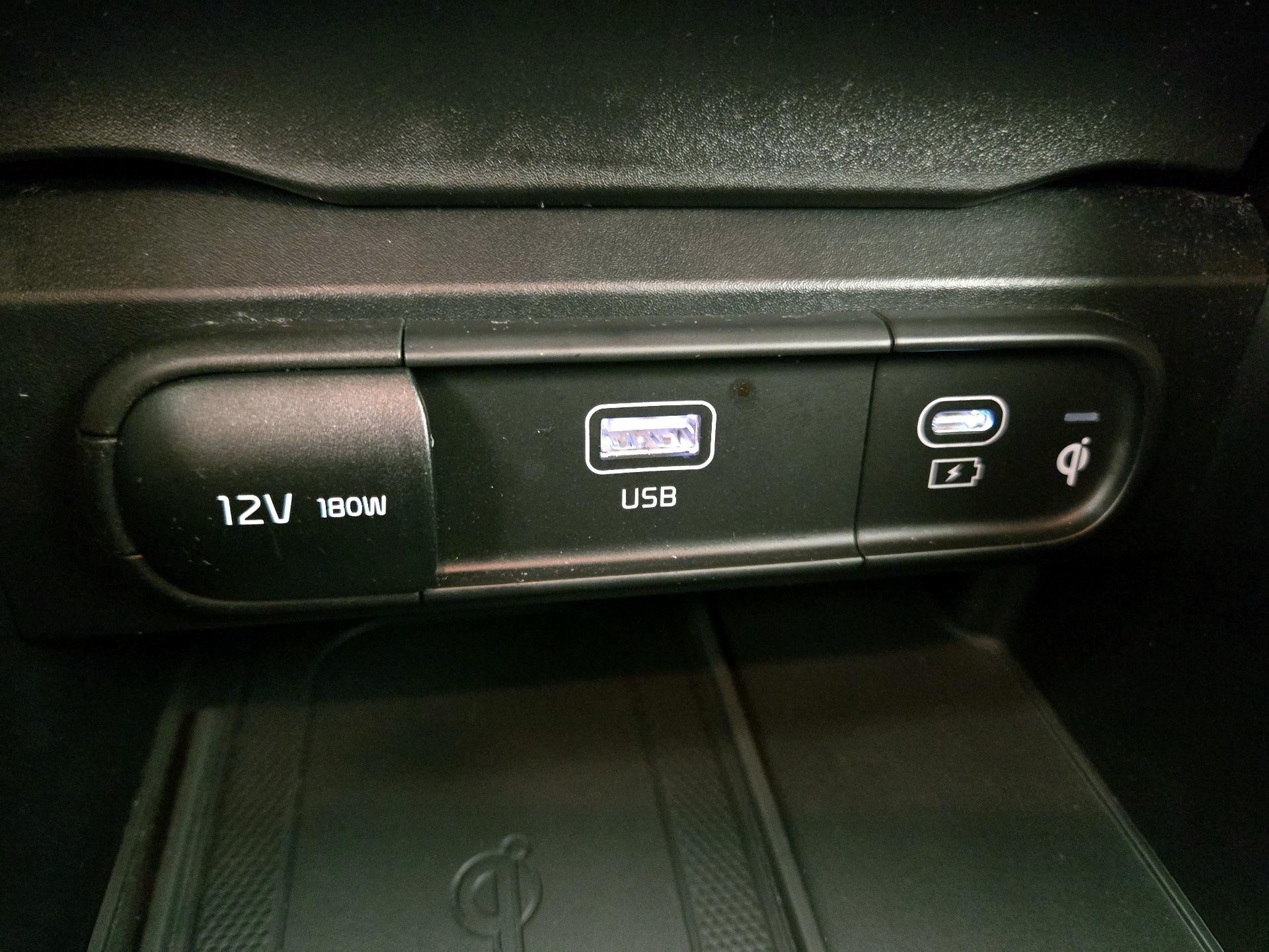 Thumbnail: 2023 Kia Telluride - 19