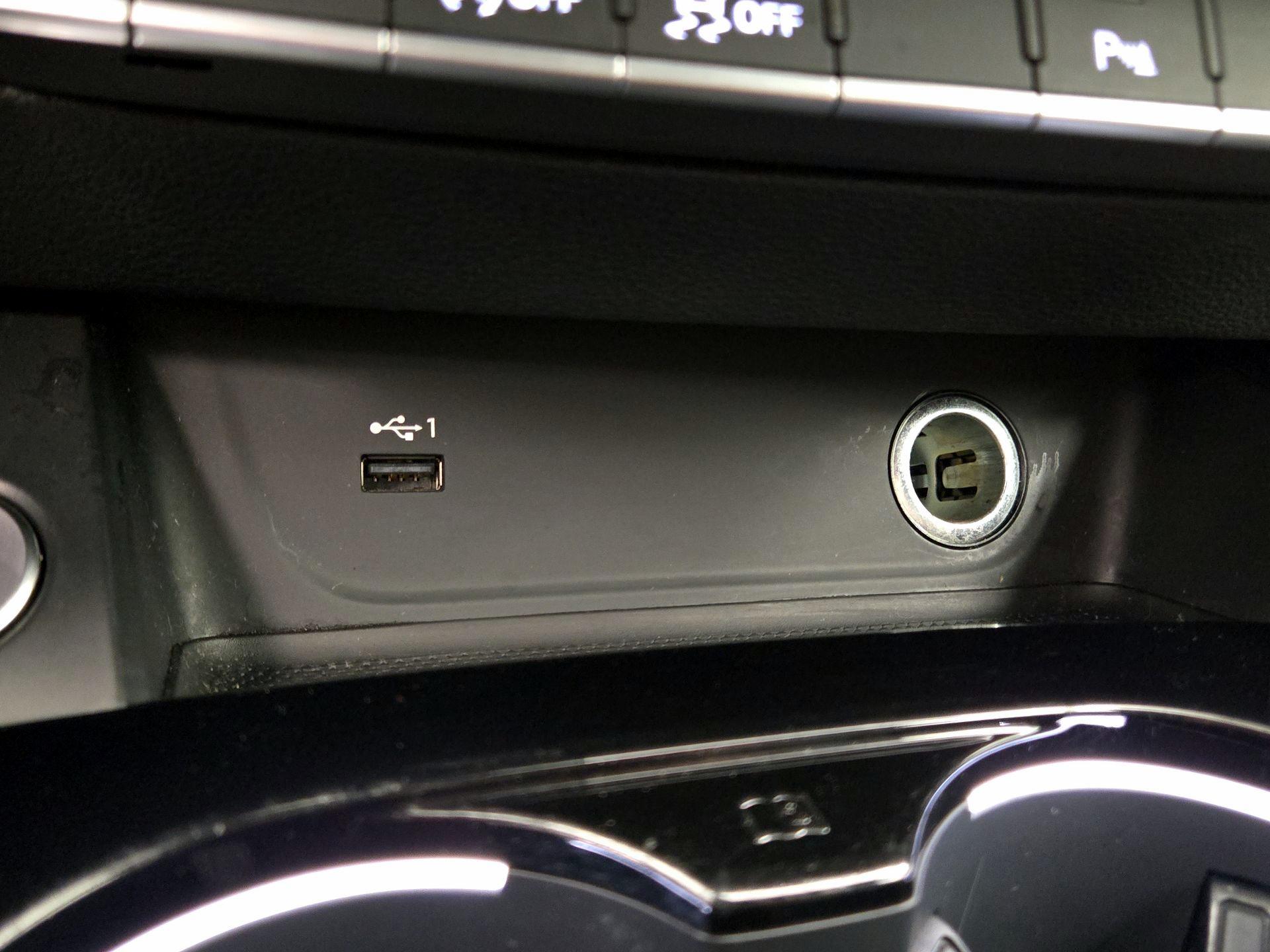 Thumbnail: 2021 Audi A4 - 18