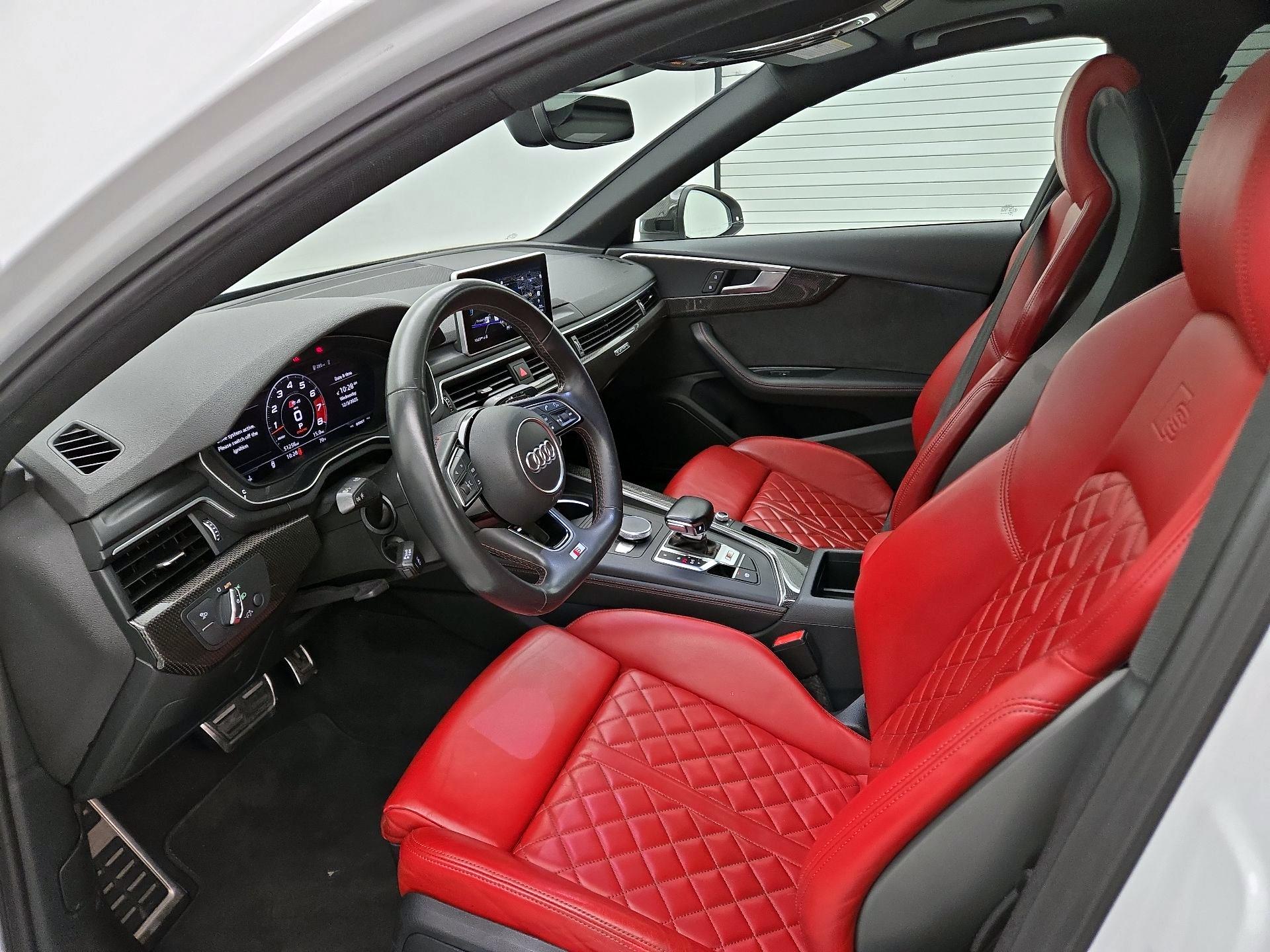 Thumbnail: 2019 Audi S4 - 11