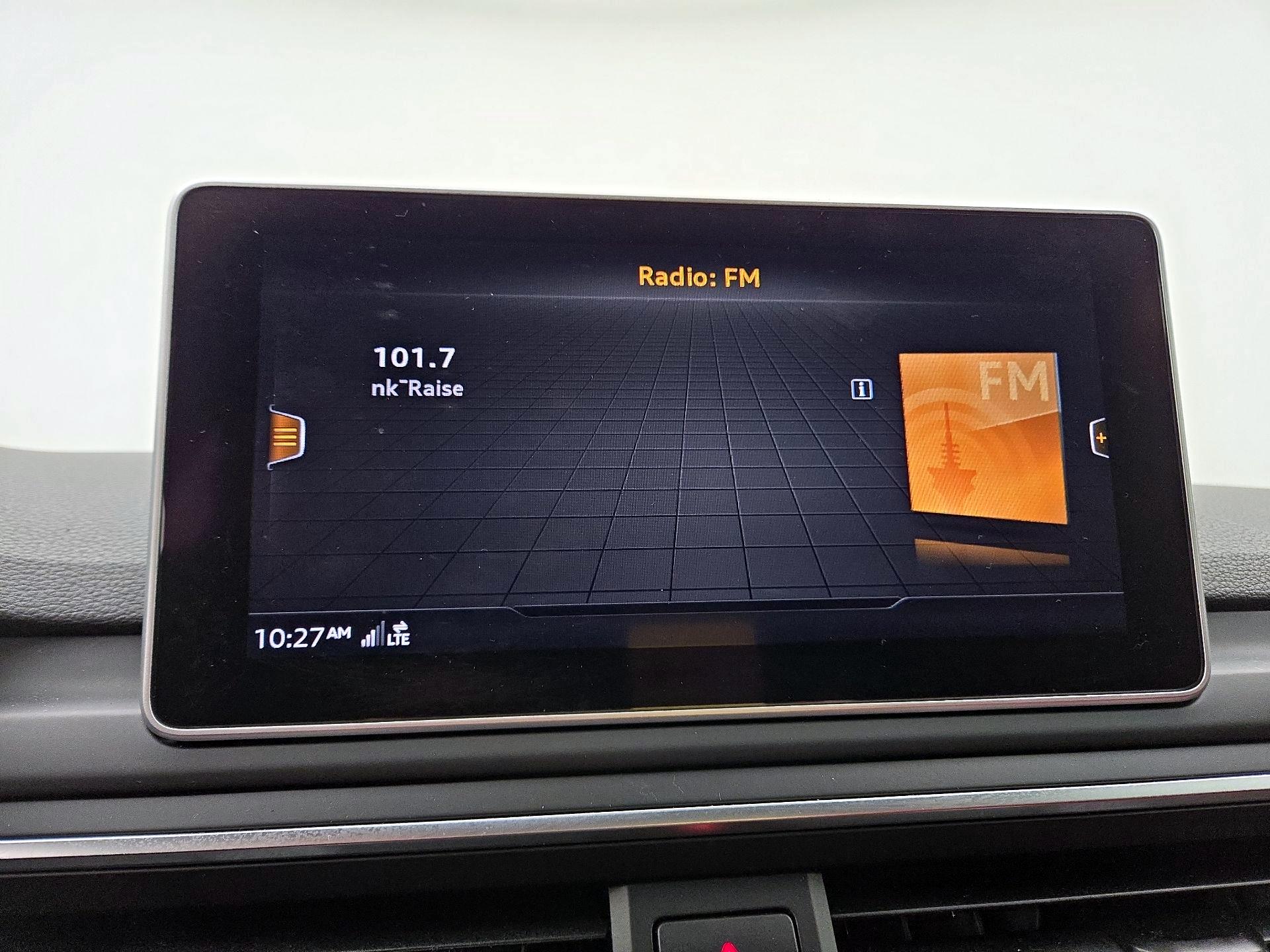 Thumbnail: 2019 Audi S4 - 16