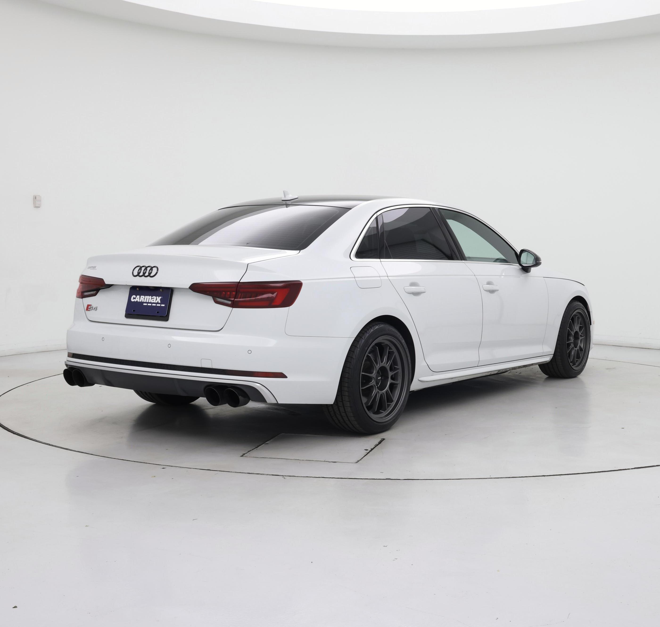 Thumbnail: 2019 Audi S4 - 8