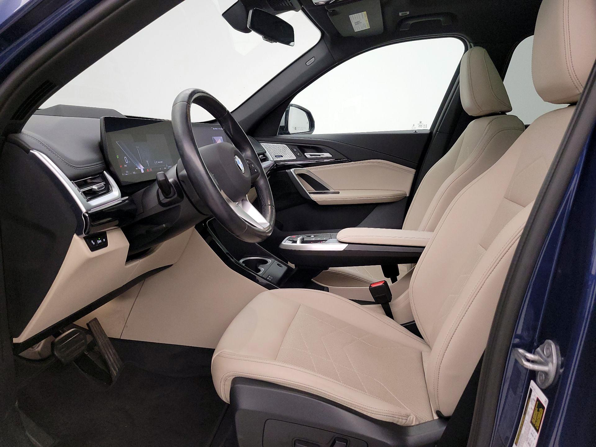 Thumbnail: 2023 BMW X1 - 11