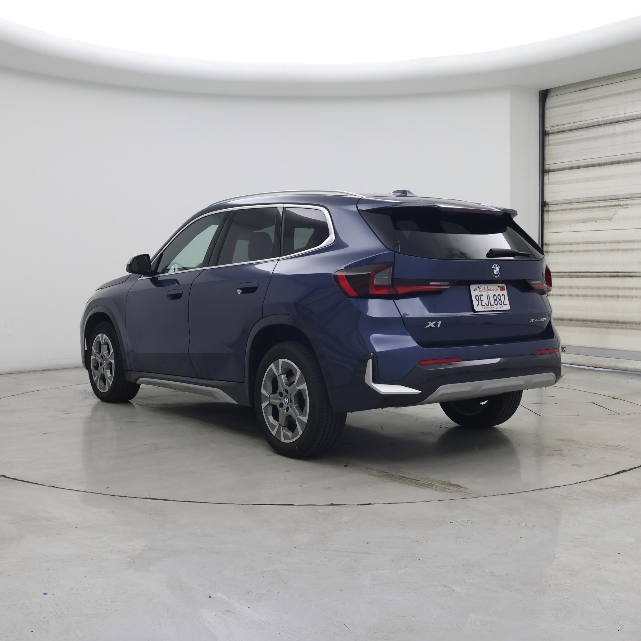 Thumbnail: 2023 BMW X1 - 2