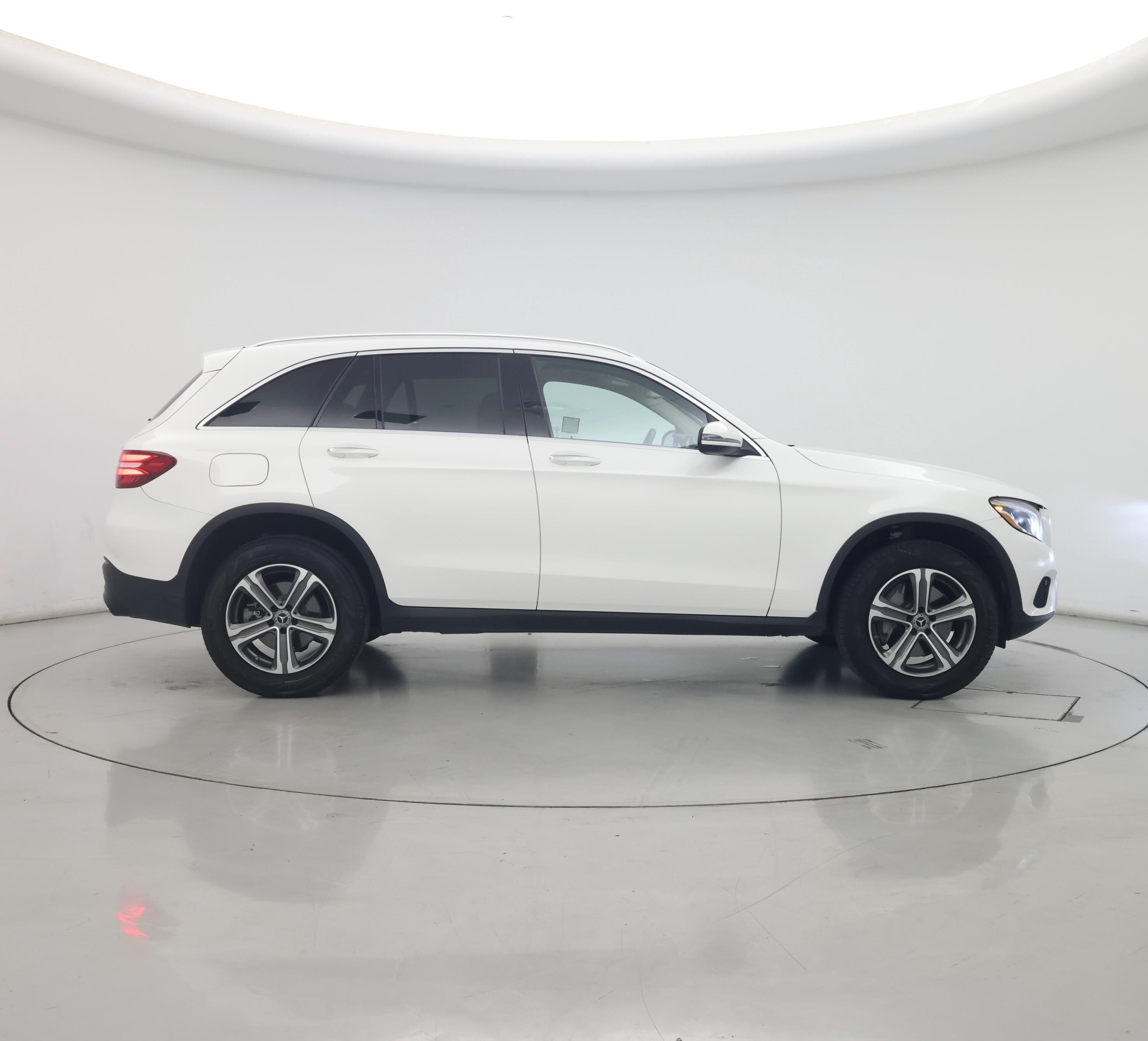 Thumbnail: 2019 Mercedes-Benz GLC - 7