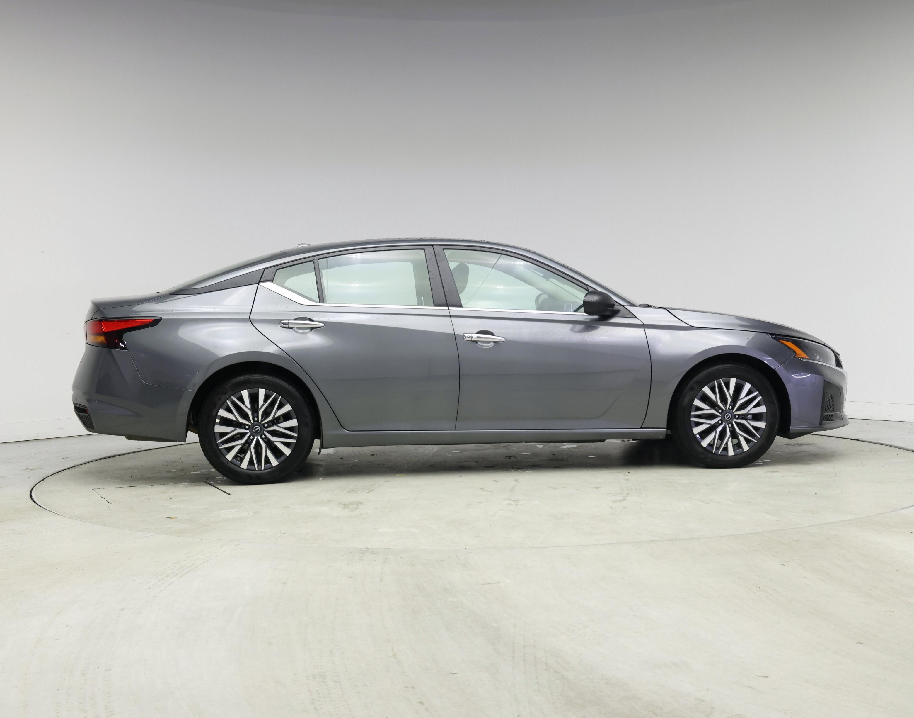 Thumbnail: 2025 Nissan Altima - 7