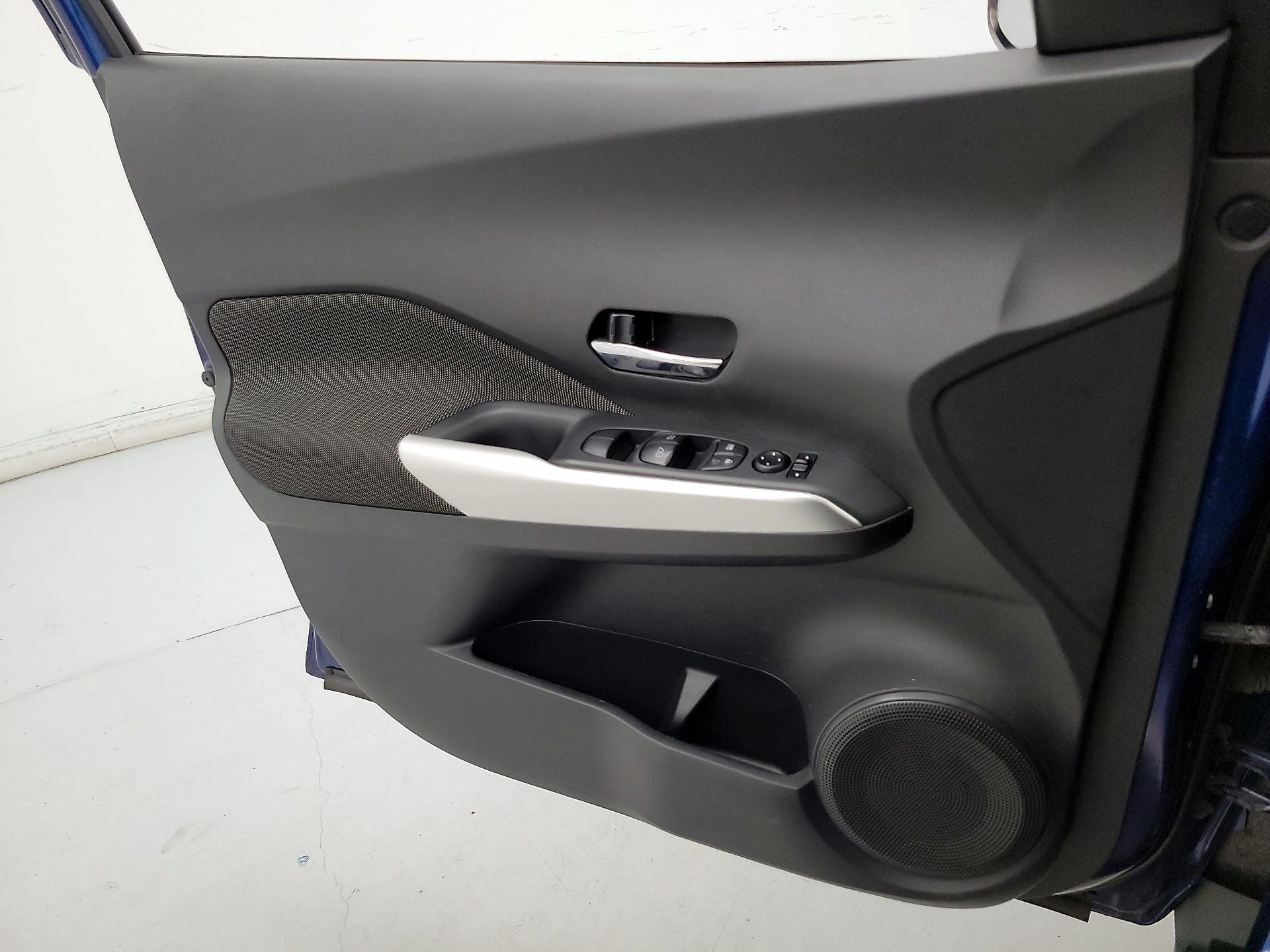 Thumbnail: 2020 Nissan Kicks - 12